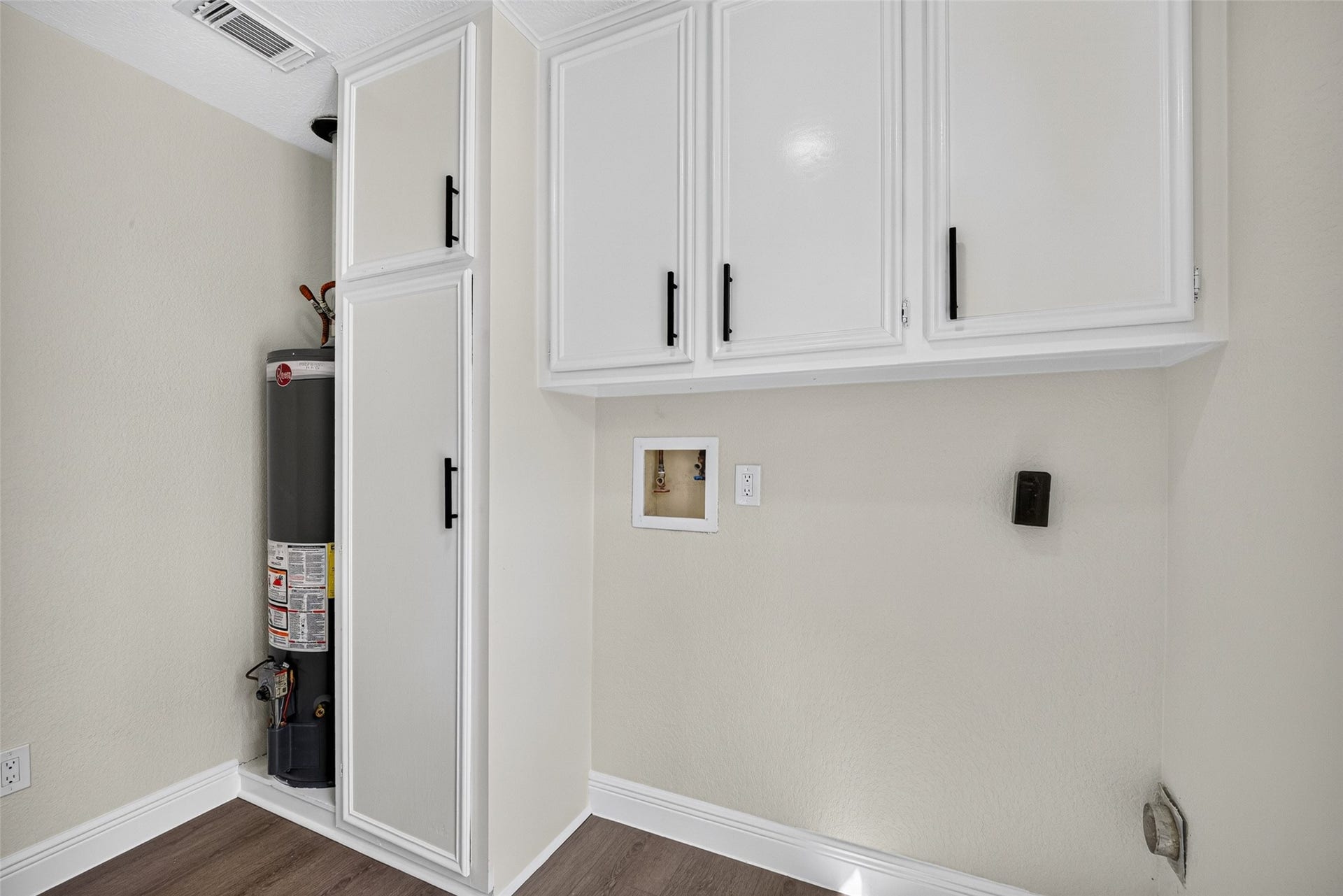 903 Chetwood Circle, League City, TX 77573 903 Chetwood Circle, League City, TX 77573