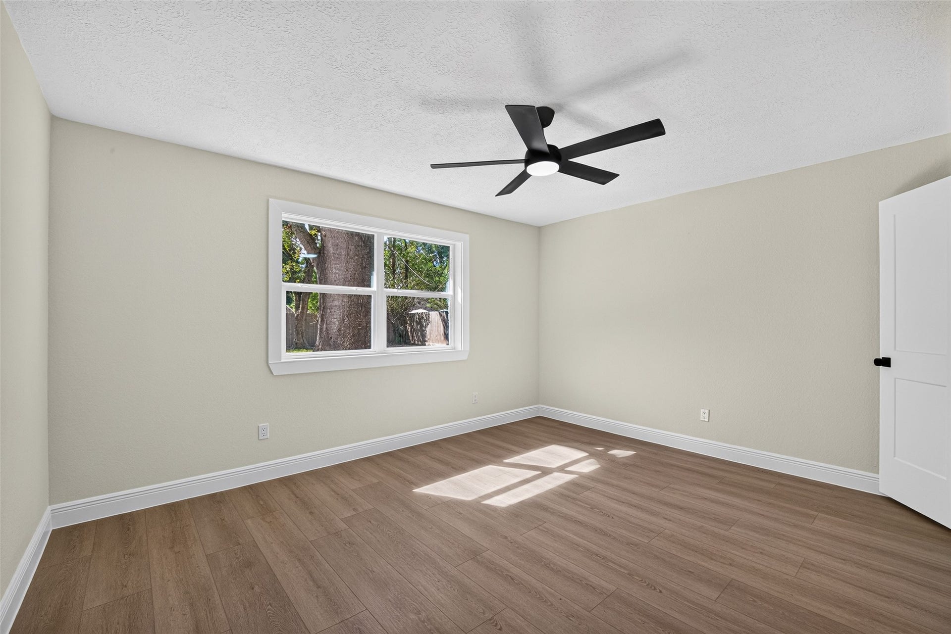903 Chetwood Circle, League City, TX 77573 903 Chetwood Circle, League City, TX 77573