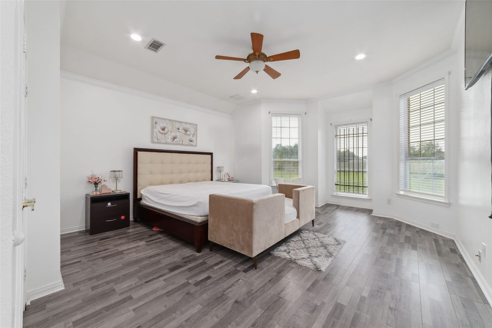 1513 County Road 149, Alvin, TX 77511