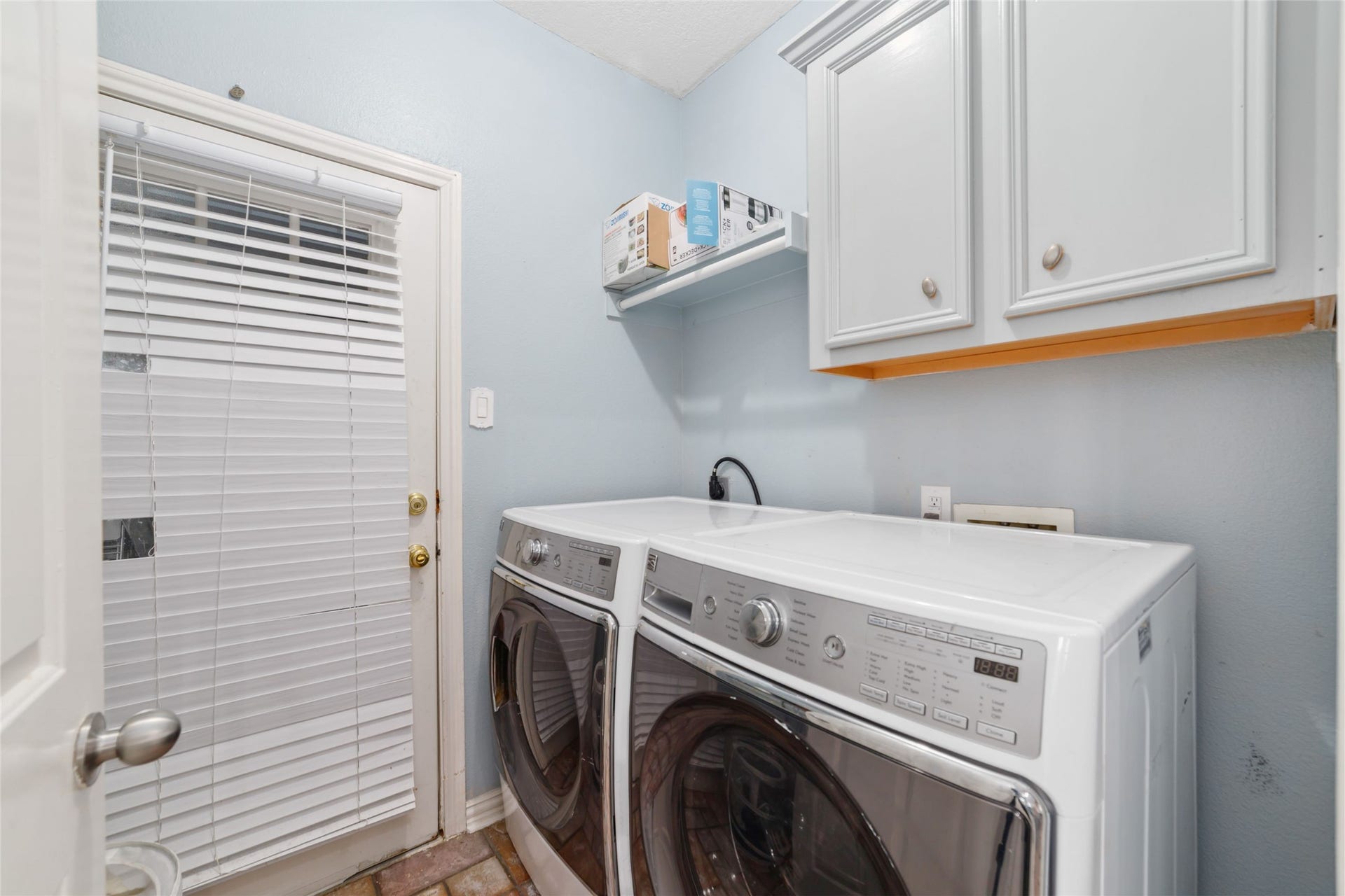 1513 County Road 149, Alvin, TX 77511