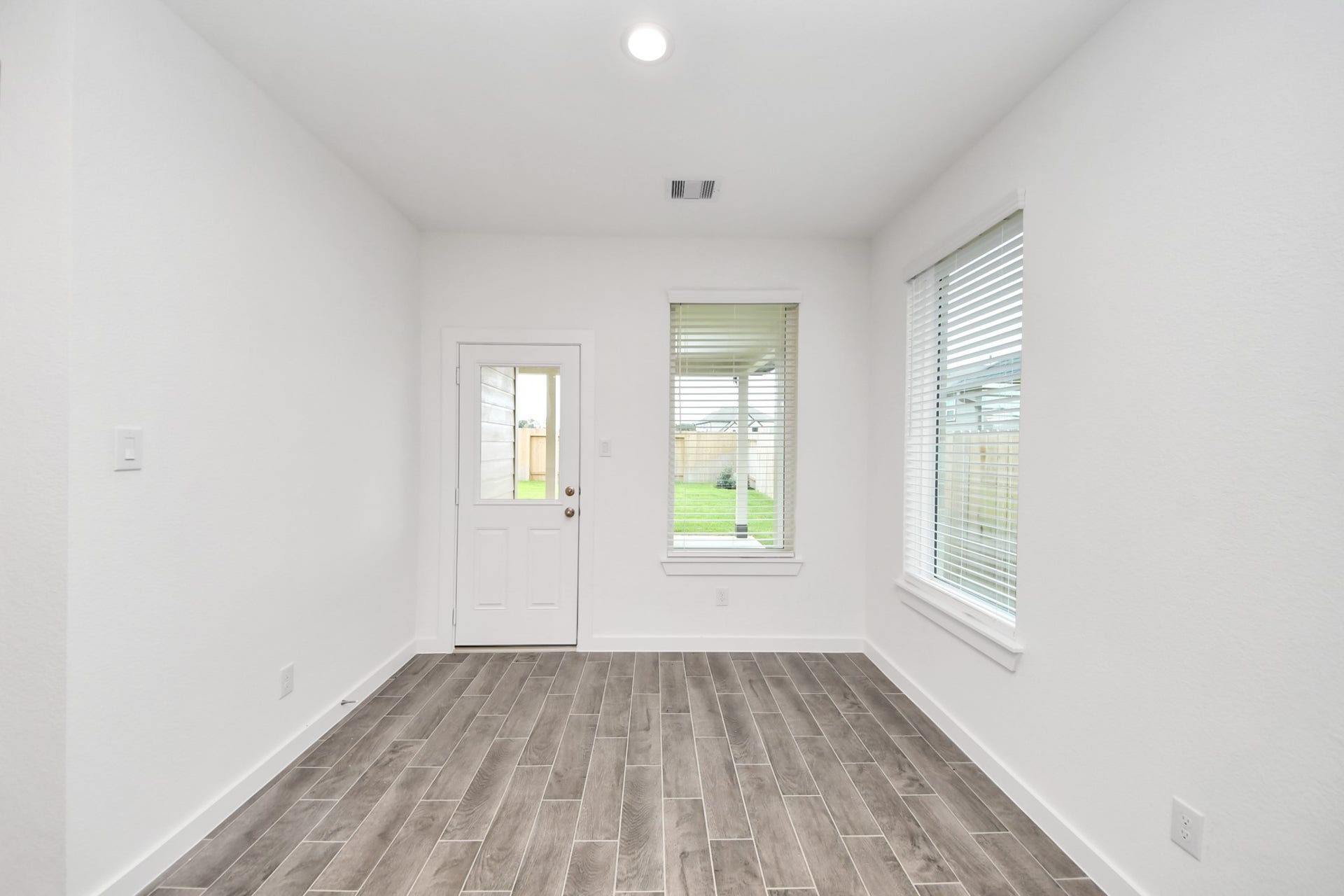 24514 Broad Park Ct, Spring, TX 77373 Enjoy breakfast with ease in the connected and cozy breakfast area, seamlessly integrated with the kitchen for utmost convenience. Step through the back door for a breath of fresh air onto the covered patio, extending your living space to the outdoors.