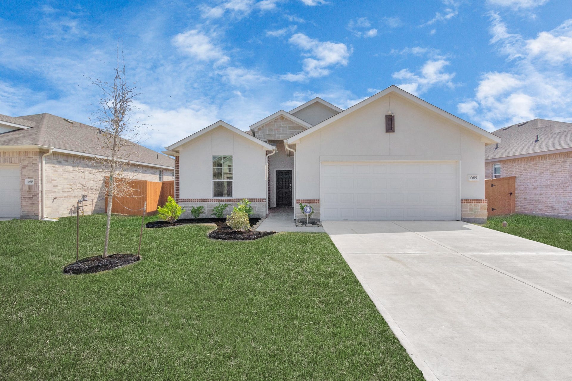 10515 Moon Valley Lane, Rosharon, TX 77583 10515 Moon Valley Lane, Rosharon, TX 77583