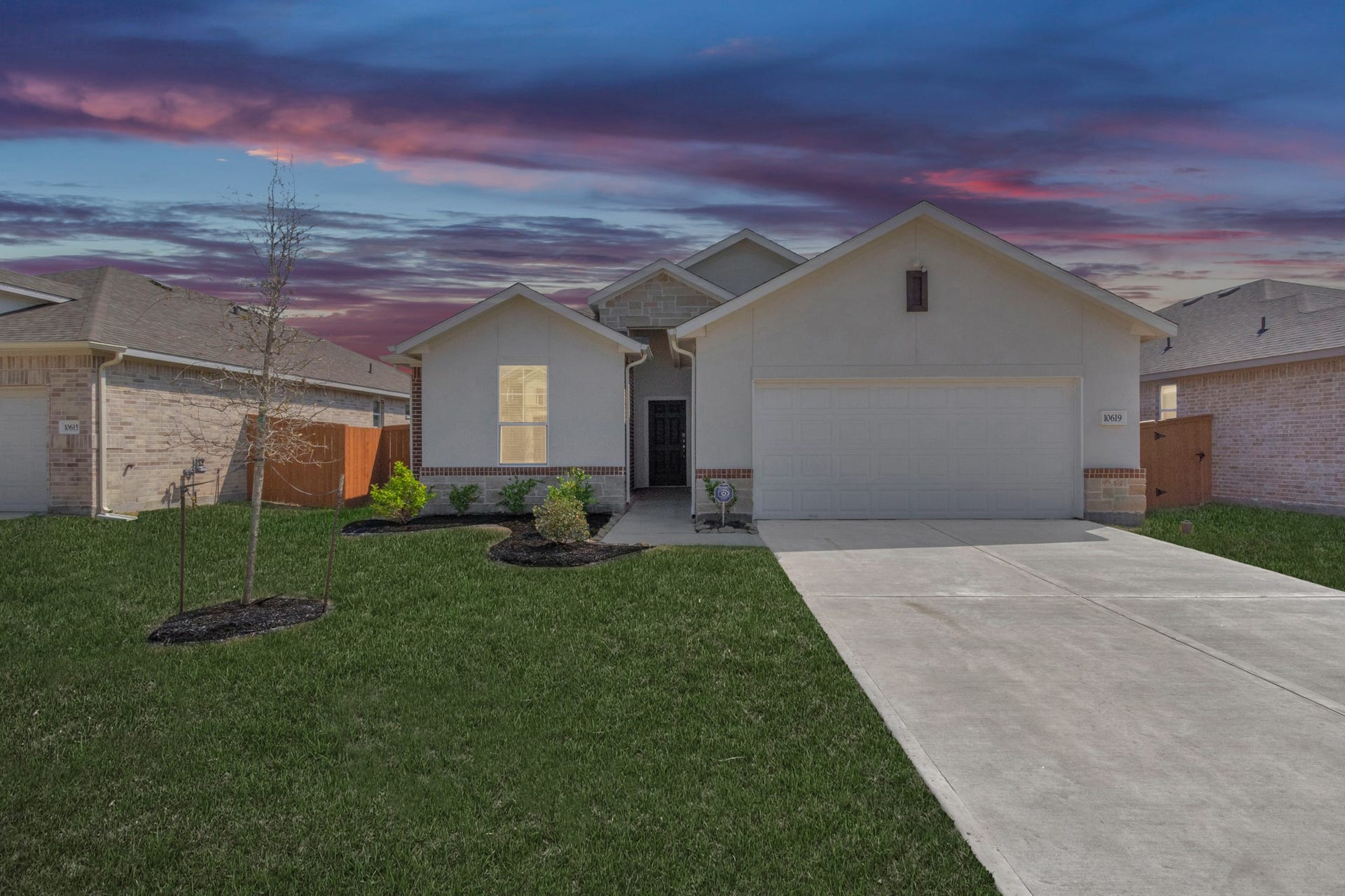 10515 Moon Valley Lane, Rosharon, TX 77583 10515 Moon Valley Lane, Rosharon, TX 77583
