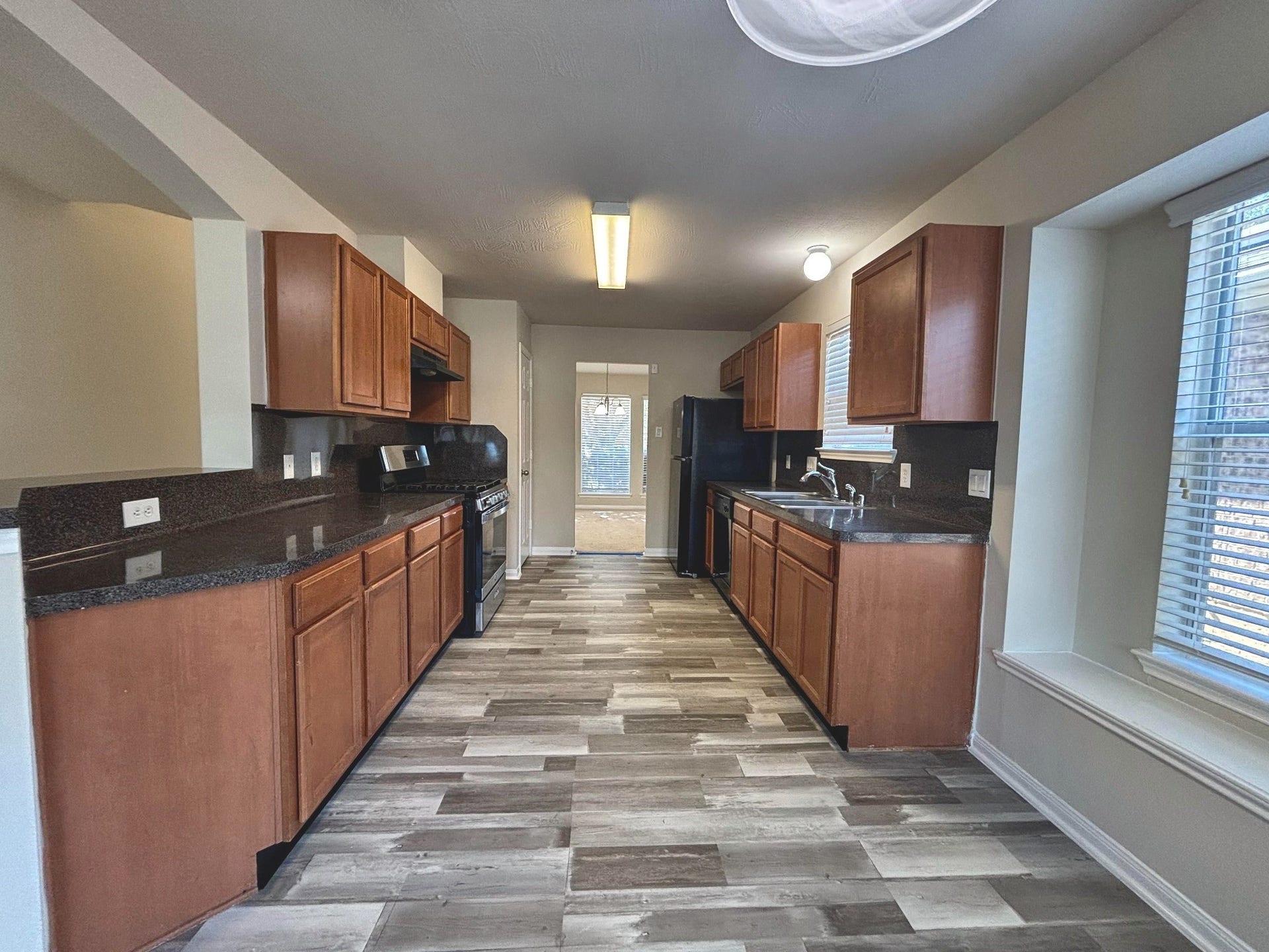 3819 Liberty Square Trail, Fresno, TX 77545