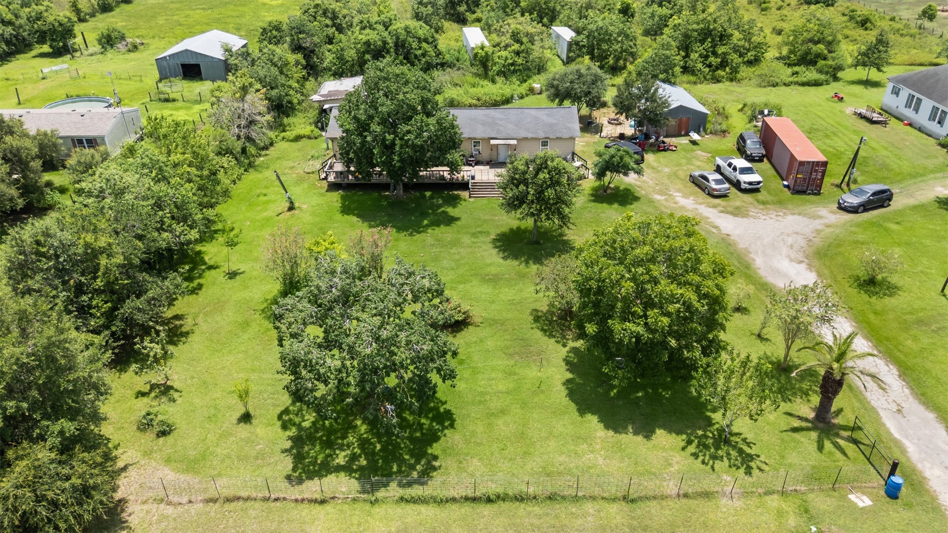 15510 Marek Lane, Guy, TX 77444