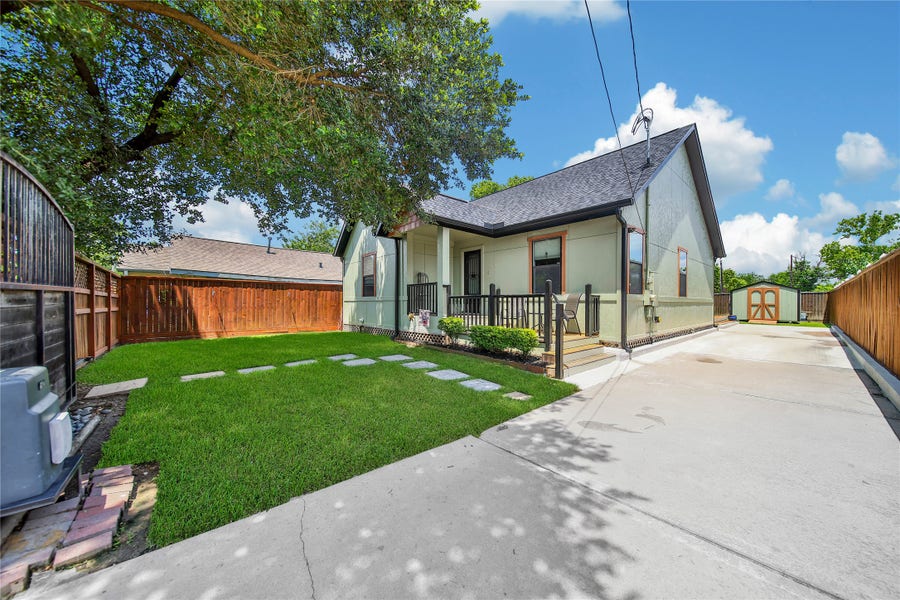 Property photo for 2314 Carr Street, Houston, TX