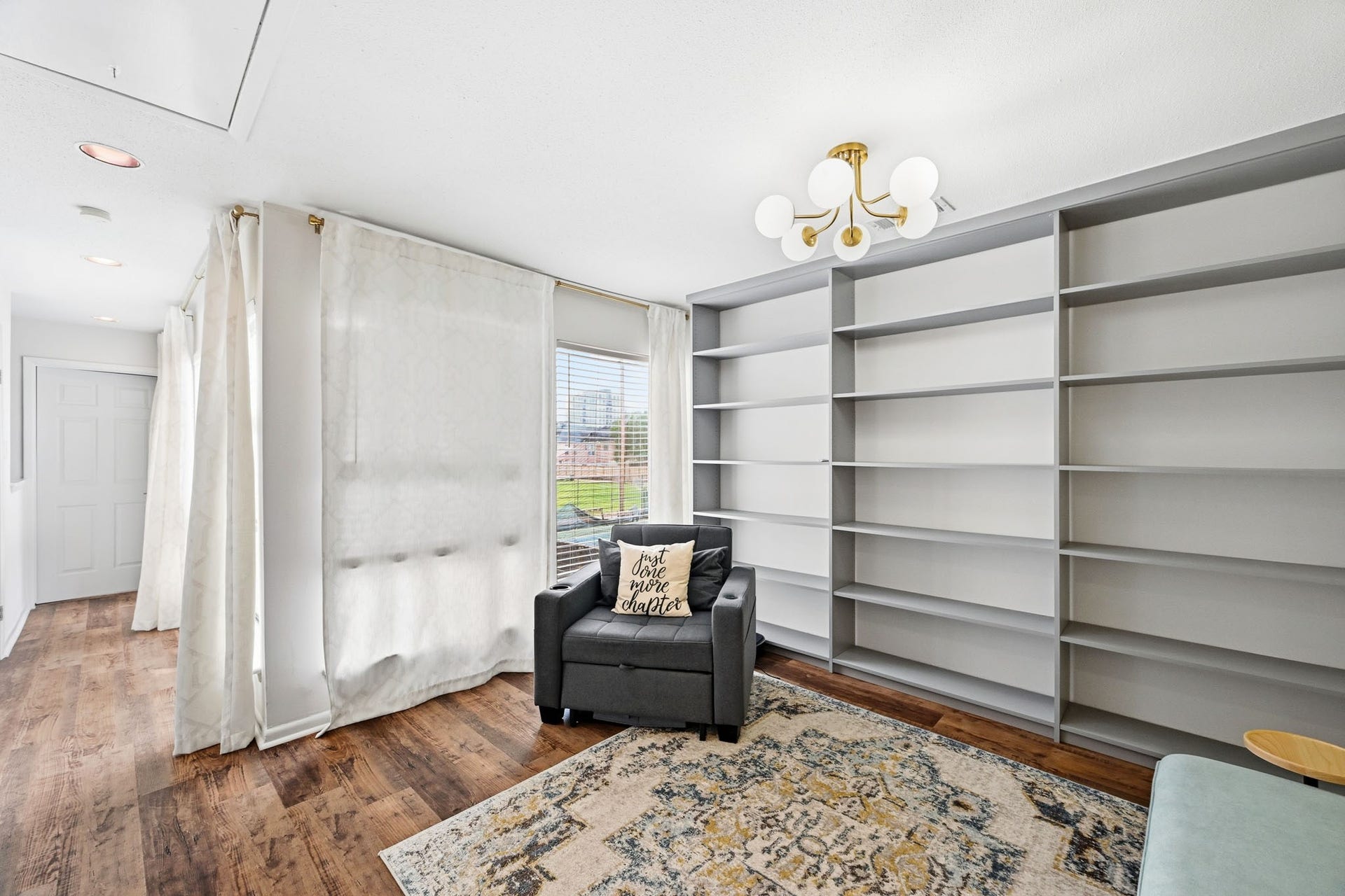 1116 Bering Drive, #25, Houston, TX 77057 Upstairs Loft