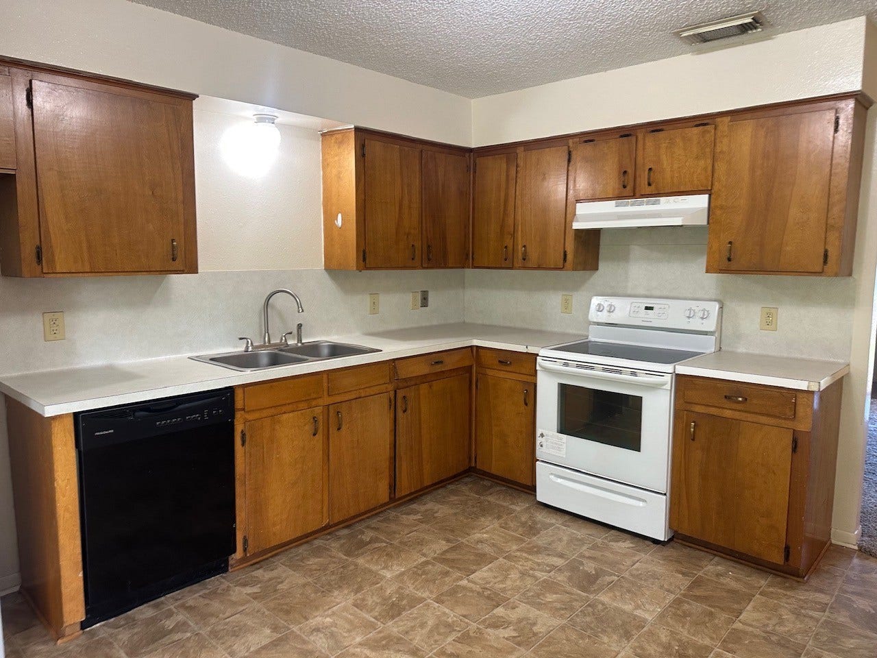 101 Willenberg Road, #9, Lake Jackson, TX 77566 101 Willenberg Road, #9, Lake Jackson, TX 77566