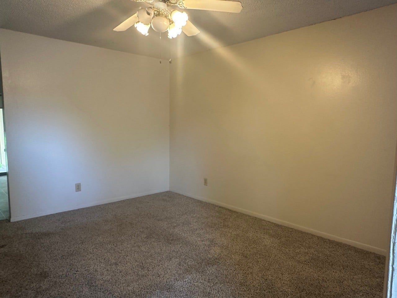 101 Willenberg Road, #9, Lake Jackson, TX 77566 101 Willenberg Road, #9, Lake Jackson, TX 77566