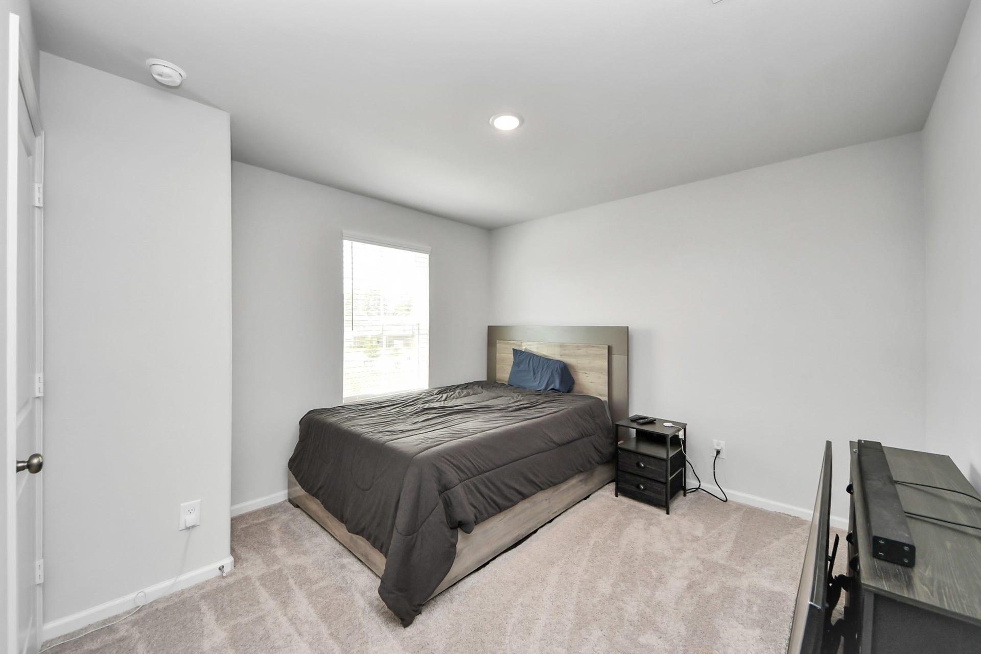 215 Intrepid Trail, Magnolia, TX 77354 215 Intrepid Trail, Magnolia, TX 77354