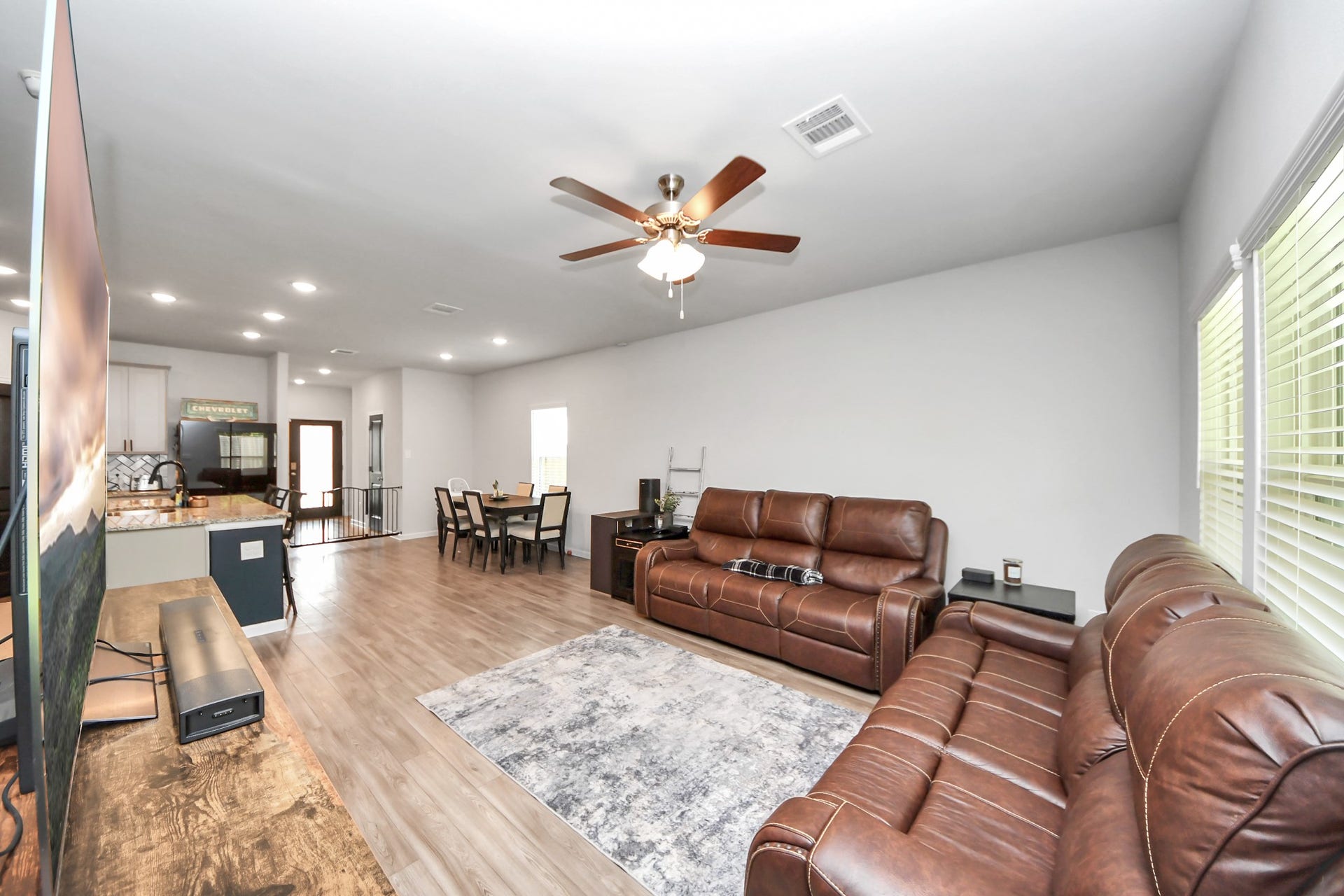 215 Intrepid Trail, Magnolia, TX 77354 215 Intrepid Trail, Magnolia, TX 77354