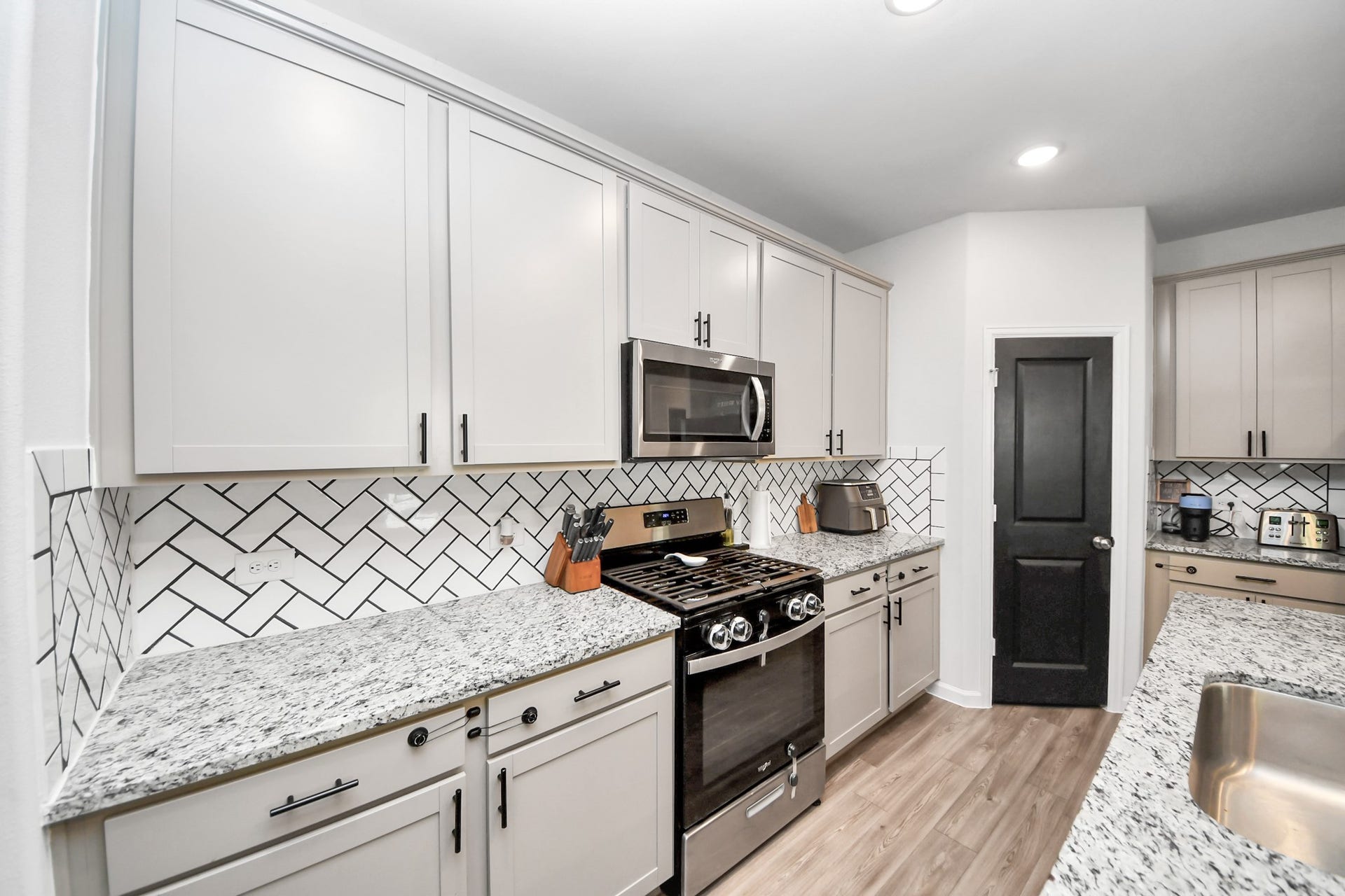 215 Intrepid Trail, Magnolia, TX 77354 215 Intrepid Trail, Magnolia, TX 77354