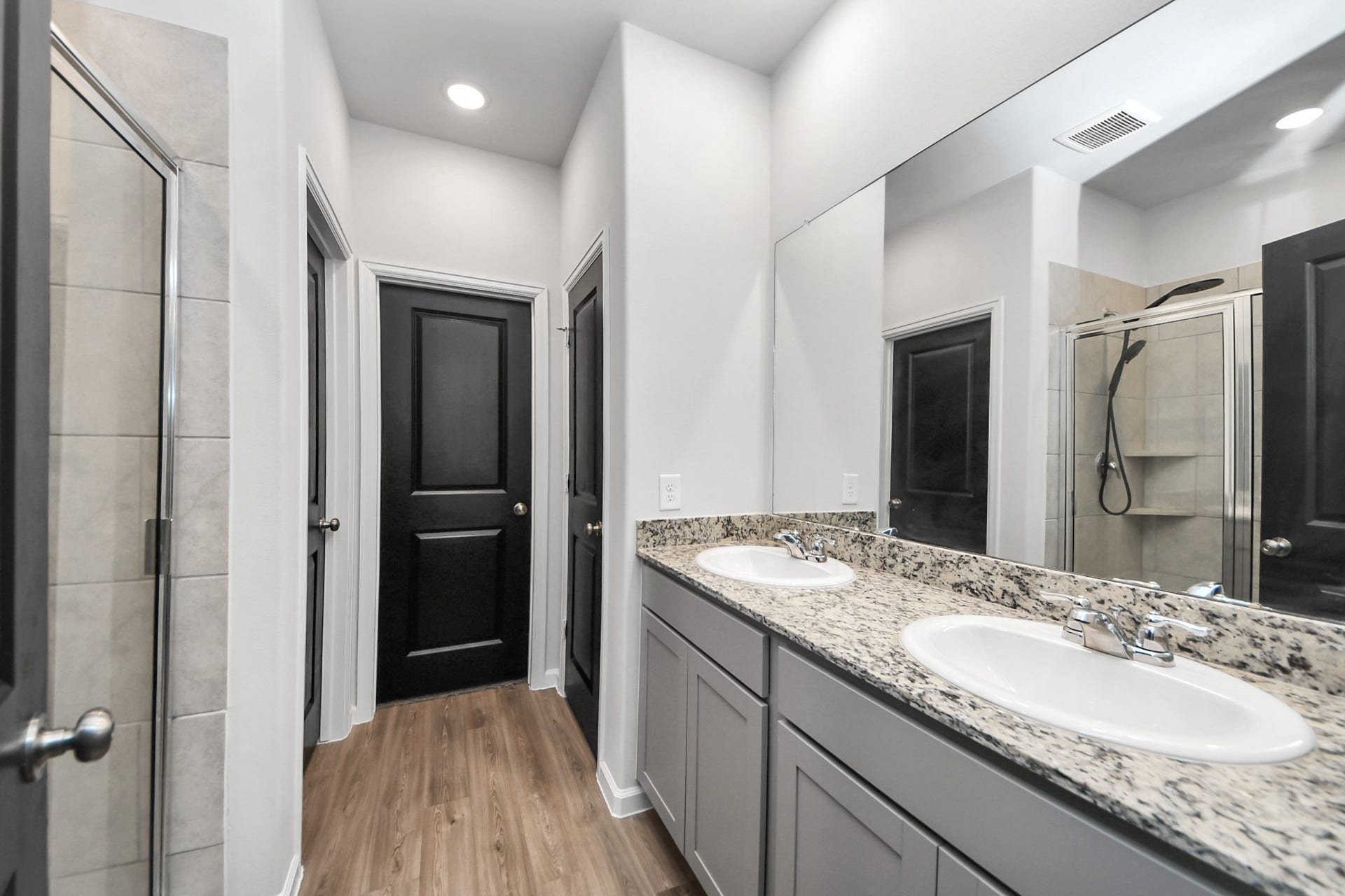 215 Intrepid Trail, Magnolia, TX 77354 215 Intrepid Trail, Magnolia, TX 77354