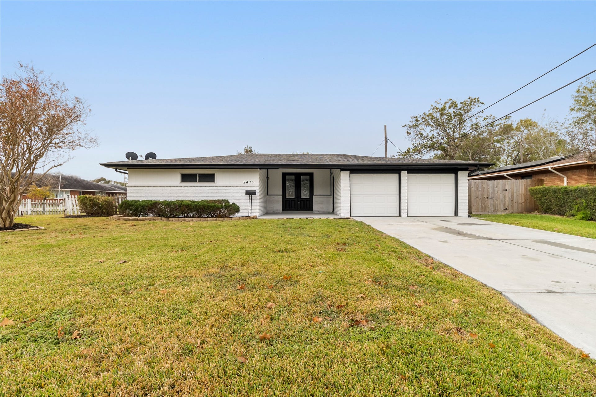 2435 9th Street N, Texas City, TX 77590