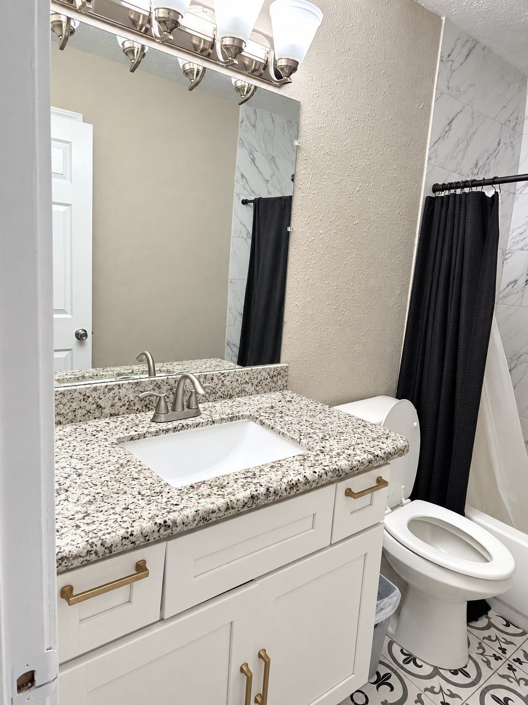 604 Linda Lane, Alvin, TX 77511 604 Linda Lane, Alvin, TX 77511