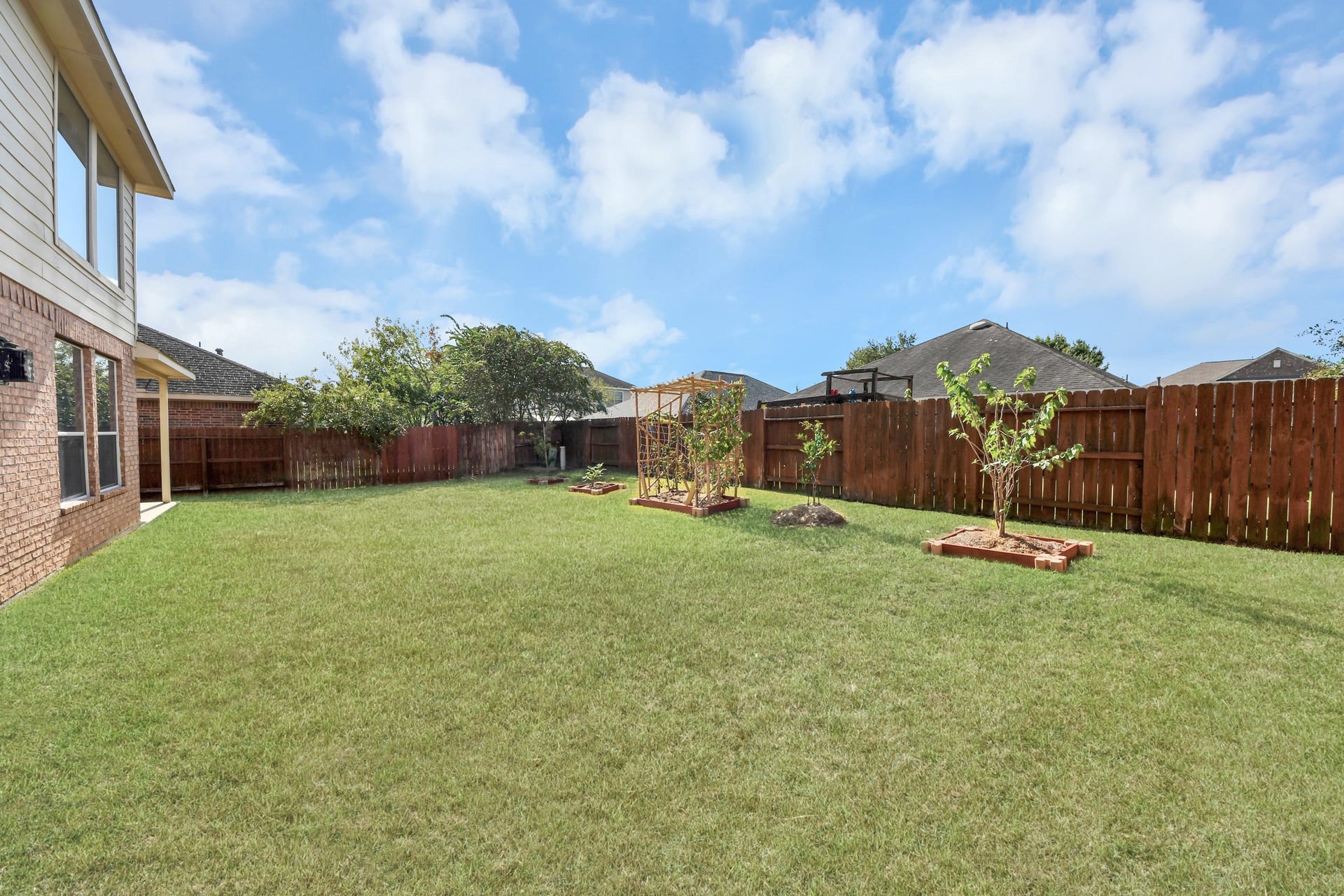 8627 Sweet Pasture Drive, Tomball, TX 77375 8627 Sweet Pasture Drive, Tomball, TX 77375