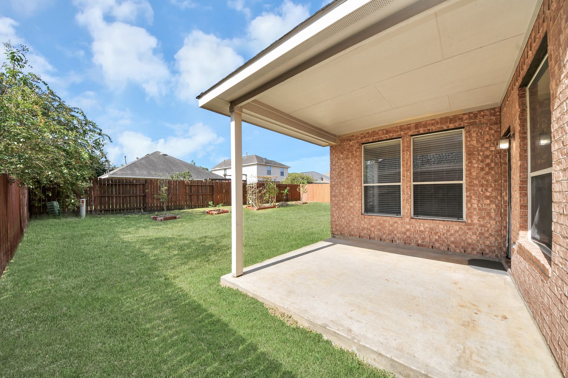 8627 Sweet Pasture Drive, Tomball, TX 77375 8627 Sweet Pasture Drive, Tomball, TX 77375