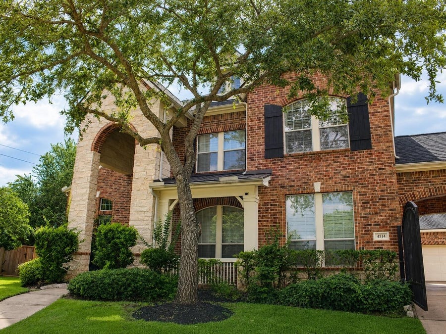 Property photo for 4514 Village Forest Drive, Sugar Land, TX