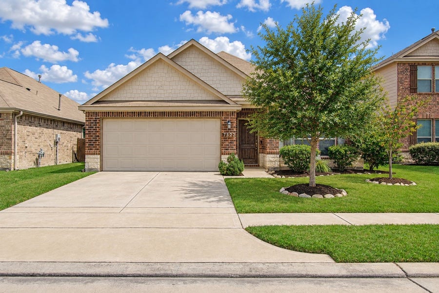 Property photo for 7322 Cypress Black Oak Drive, Cypress, TX