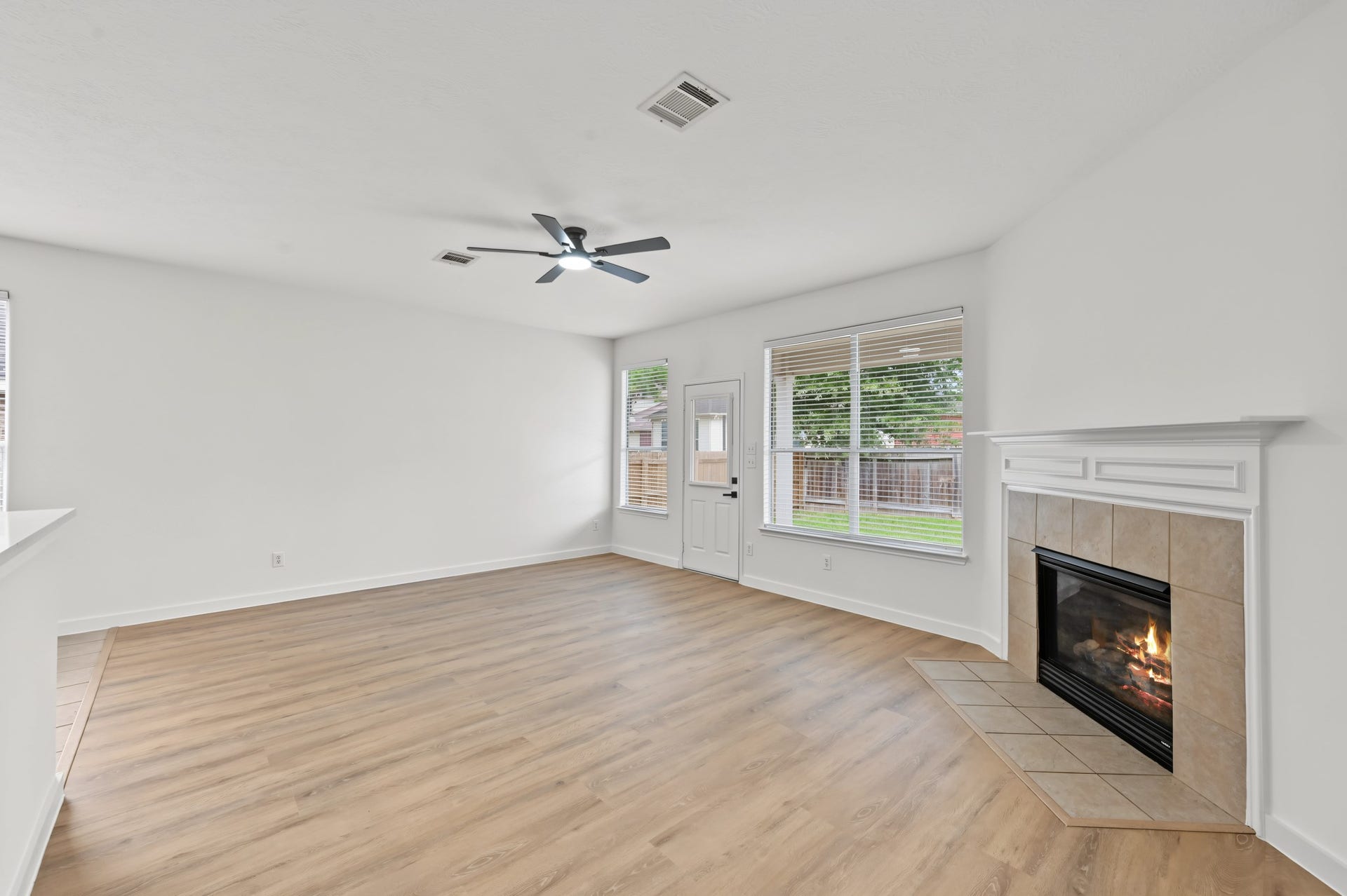 969 Fife Drive, Conroe, TX 77301 969 Fife Drive, Conroe, TX 77301
