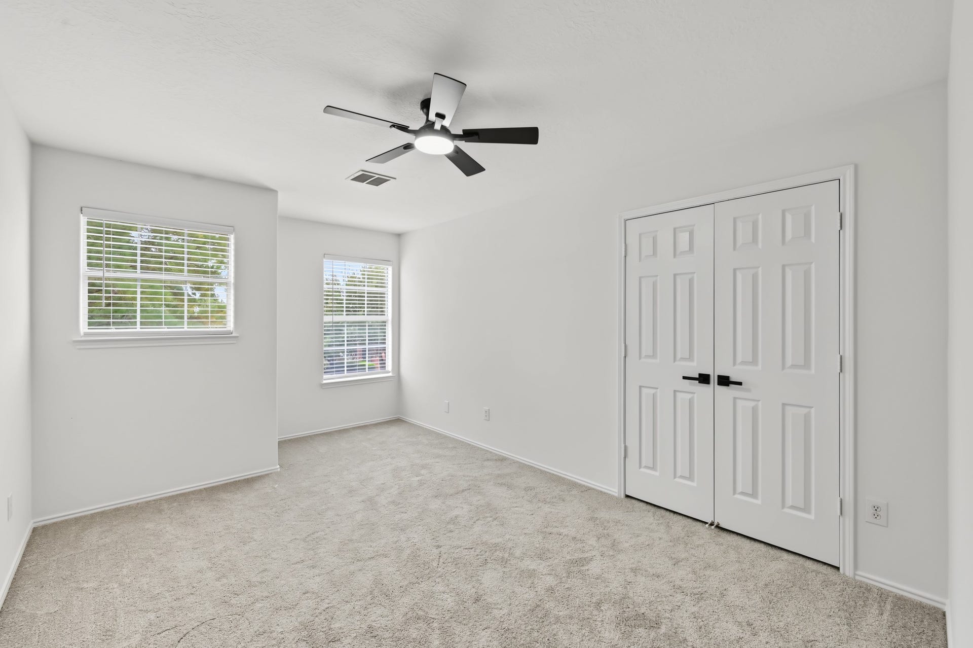 969 Fife Drive, Conroe, TX 77301 969 Fife Drive, Conroe, TX 77301