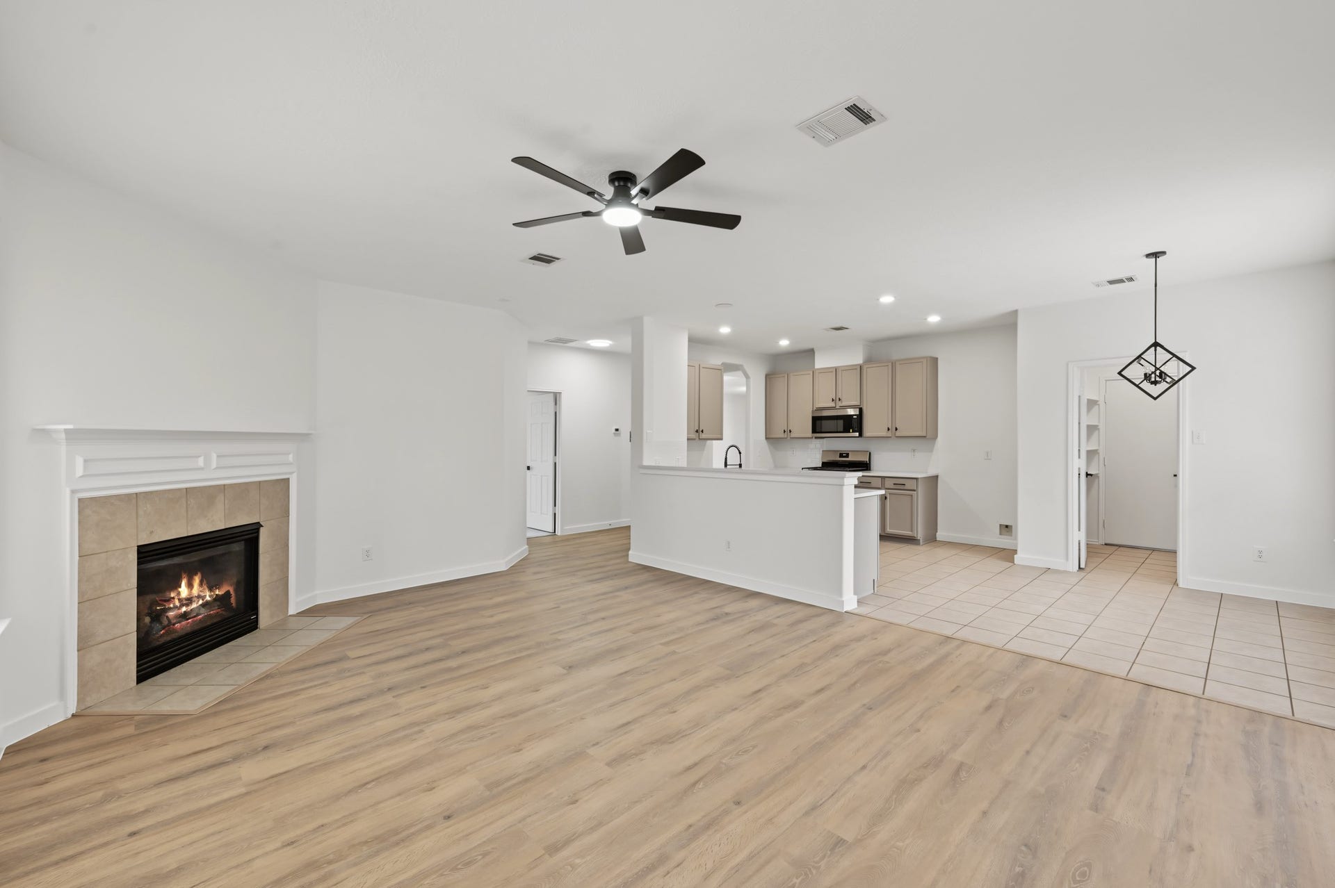 969 Fife Drive, Conroe, TX 77301 969 Fife Drive, Conroe, TX 77301
