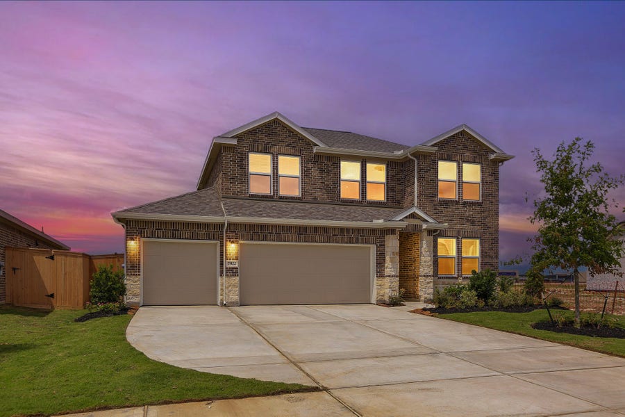 Property photo for 2907 Silver Forest Street, Angleton, TX