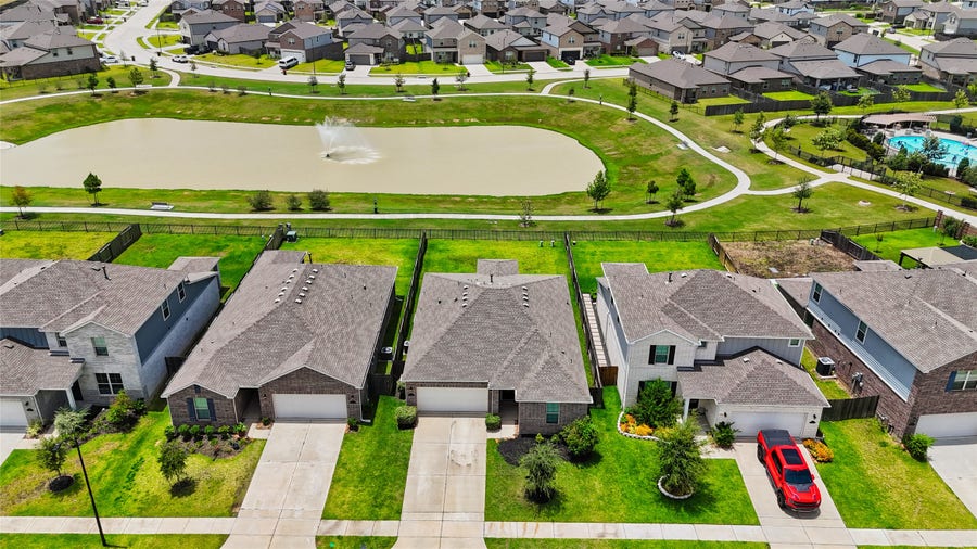 Property photo for 5735 Aurora Greens lane, Katy, TX