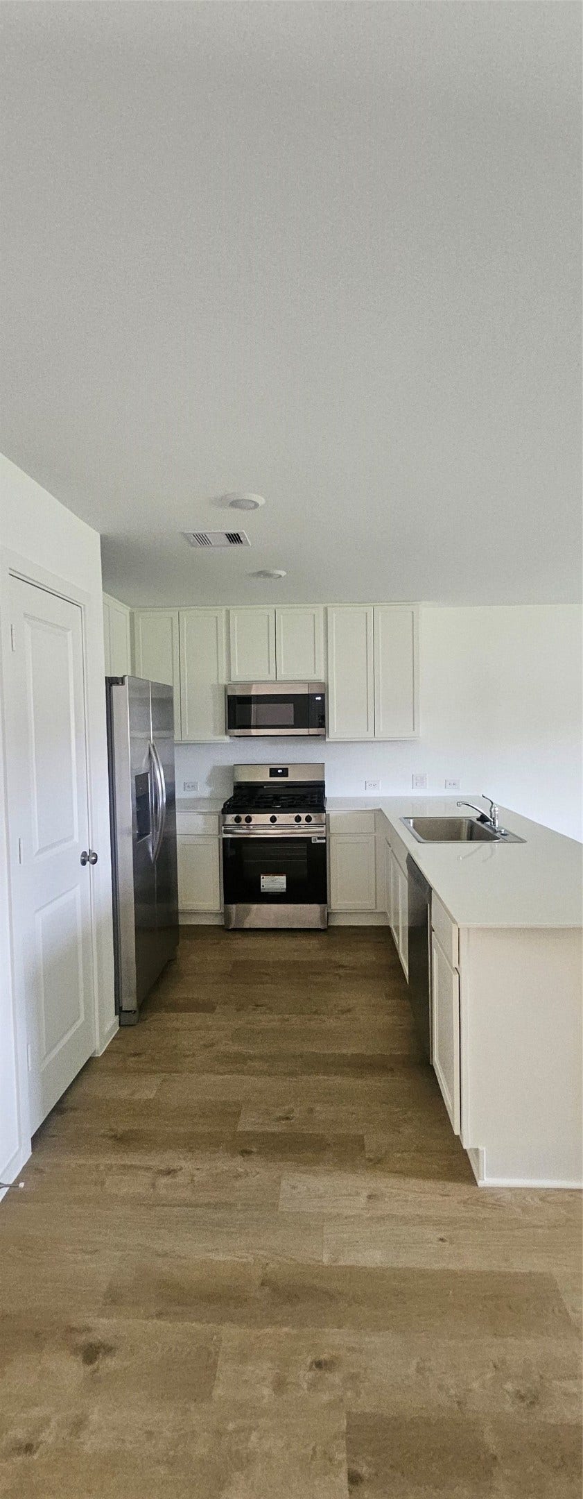 18306 Daisy Bluff Street, Crosby, TX 77532 18306 Daisy Bluff Street, Crosby, TX 77532