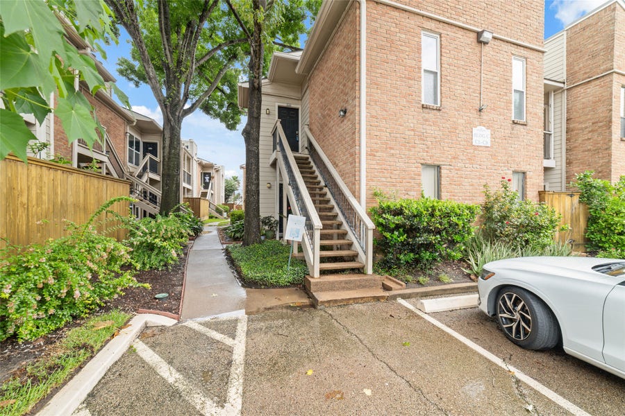 Property photo for 2001 Bering Drive, #2C, Houston, TX