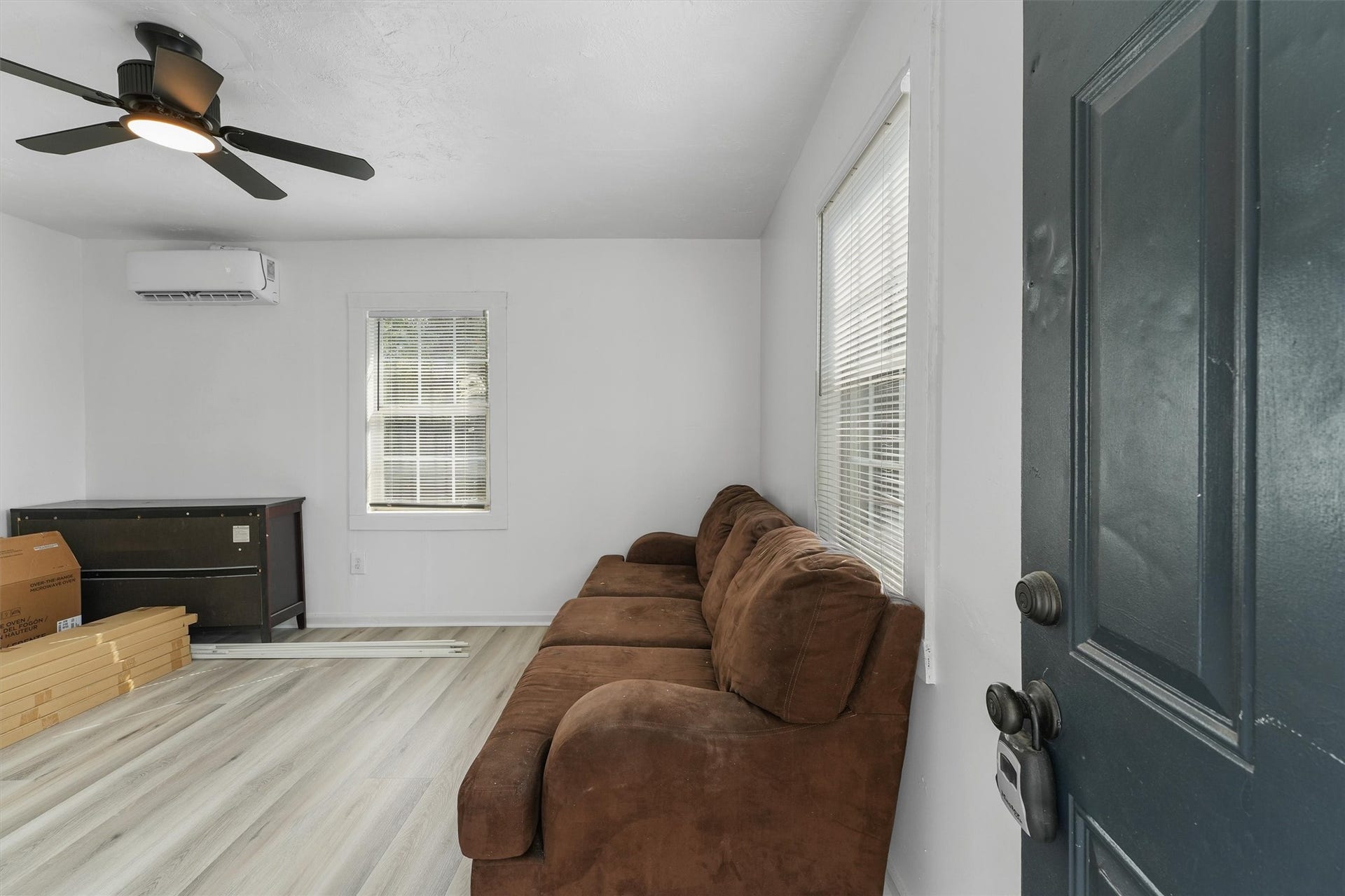 8514 Spaulding Street, Houston, TX 77016 8514 Spaulding Street, Houston, TX 77016