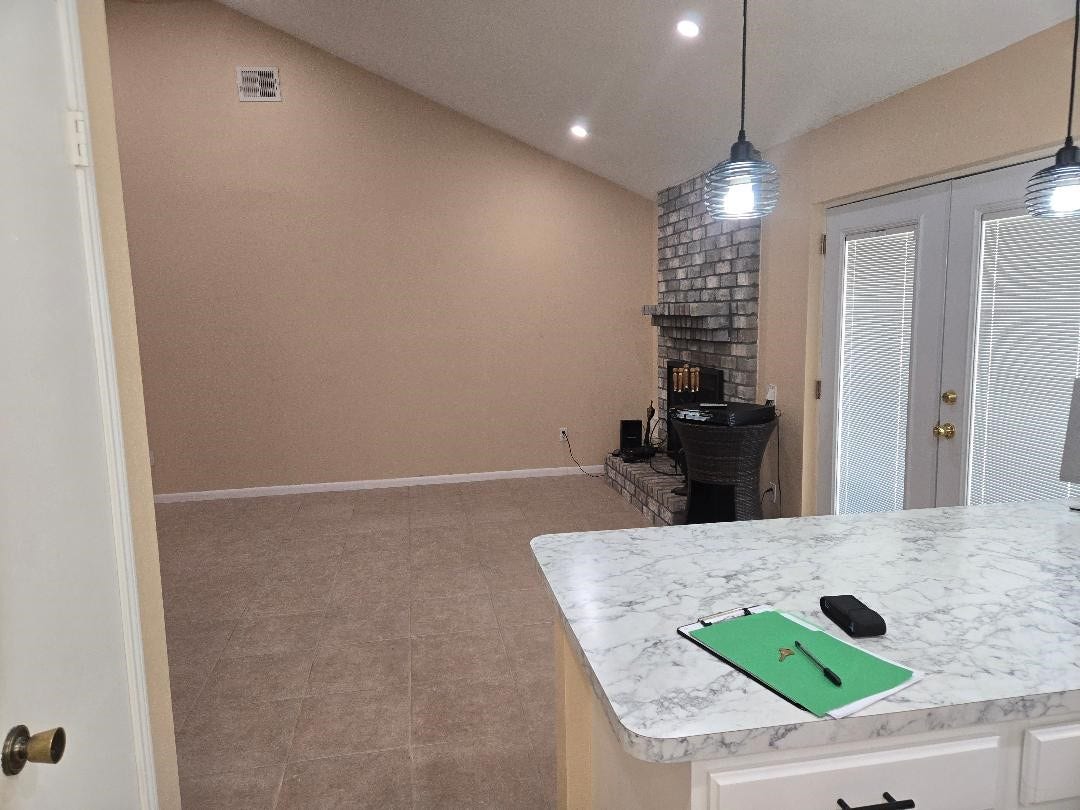 7911 Southmeadow Drive, Houston, TX 77071 7911 Southmeadow Drive, Houston, TX 77071
