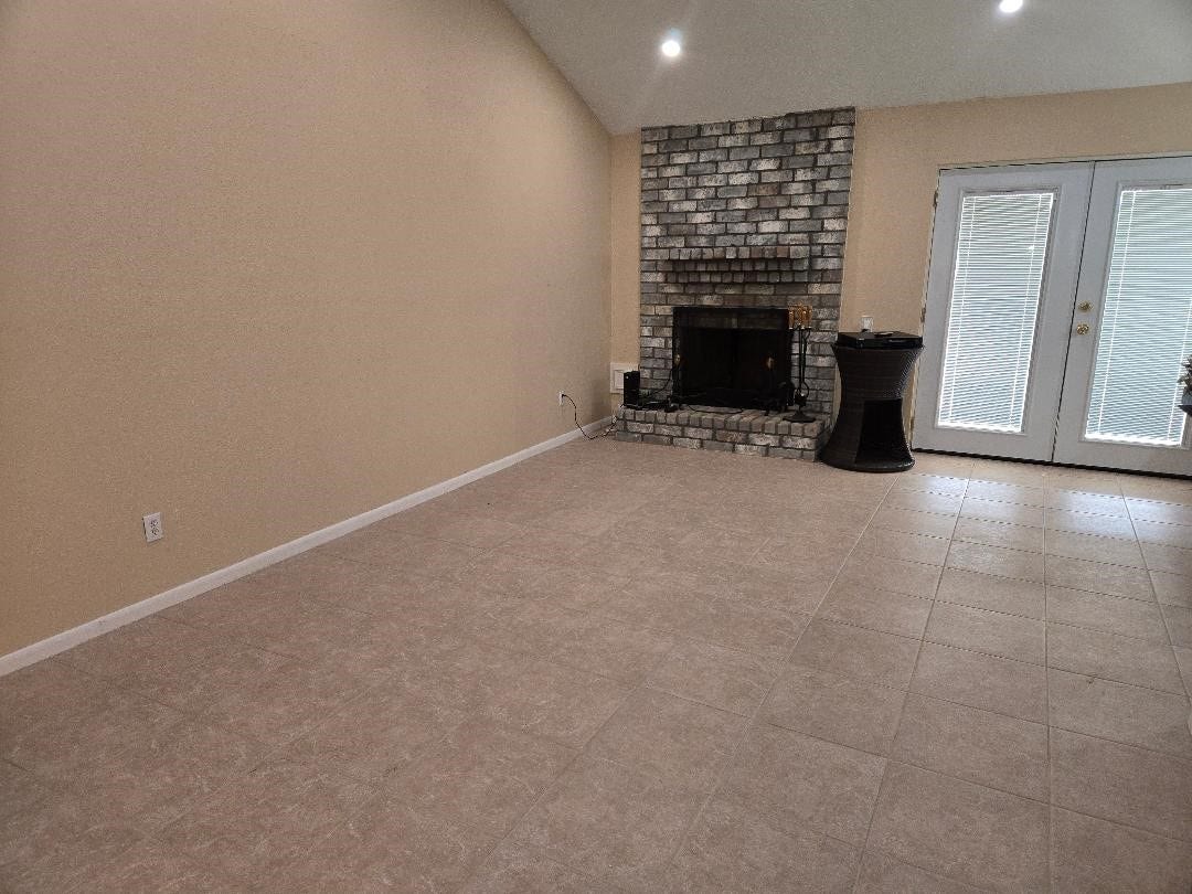 7911 Southmeadow Drive, Houston, TX 77071 7911 Southmeadow Drive, Houston, TX 77071