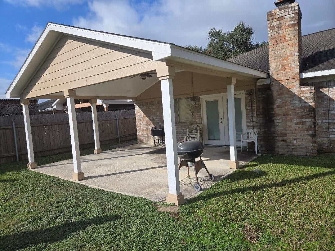 7911 Southmeadow Drive, Houston, TX 77071 COVERED PATIO