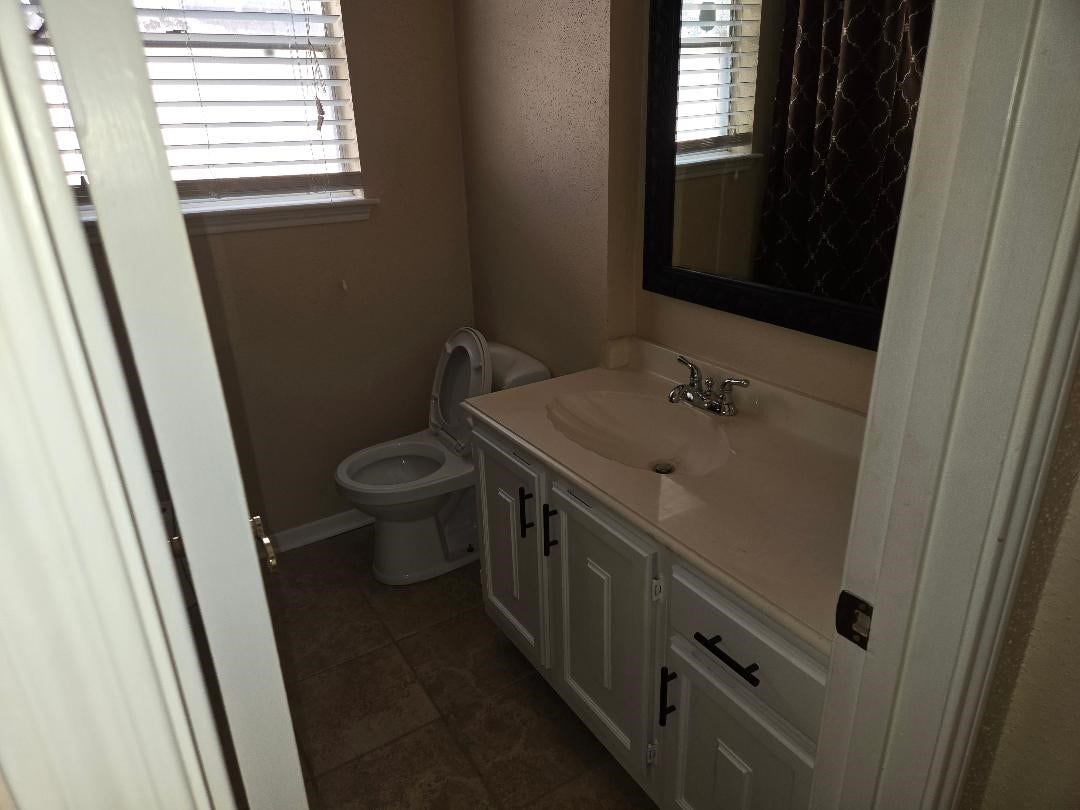 7911 Southmeadow Drive, Houston, TX 77071 7911 Southmeadow Drive, Houston, TX 77071
