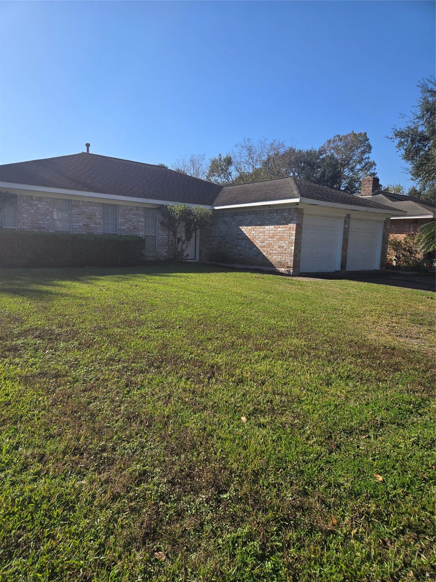 Property photo for 7911 Southmeadow Drive, Houston, TX