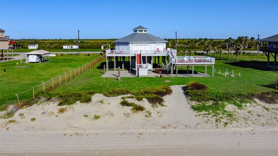 Property photo for 1508 Highway 87, Gilchrist, TX
