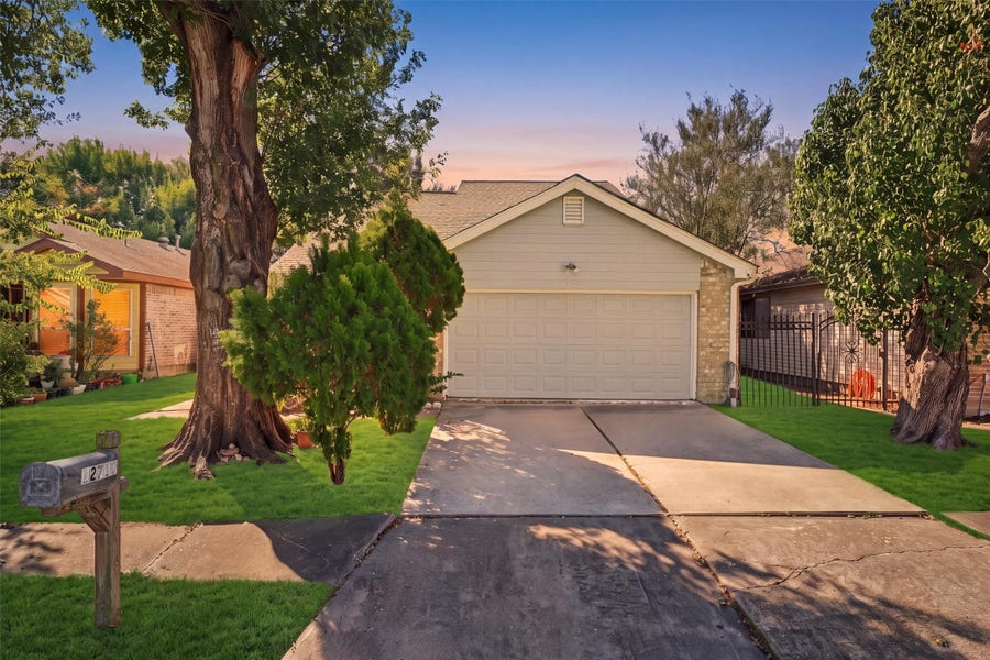 Property photo for 12719 Hollandale Drive, Houston, TX