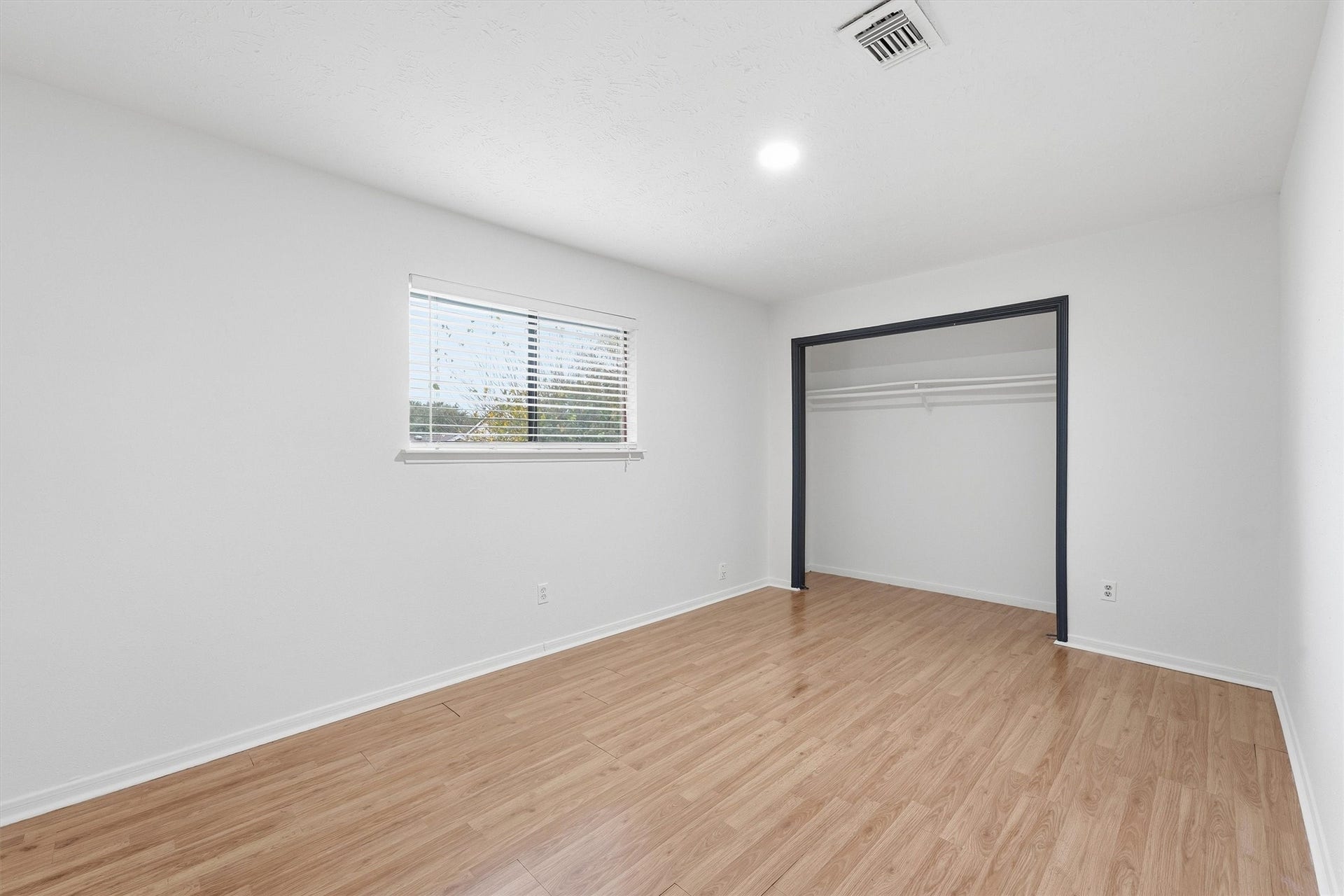12719 Hollandale Drive, Houston, TX 77082 Secondary bedroom