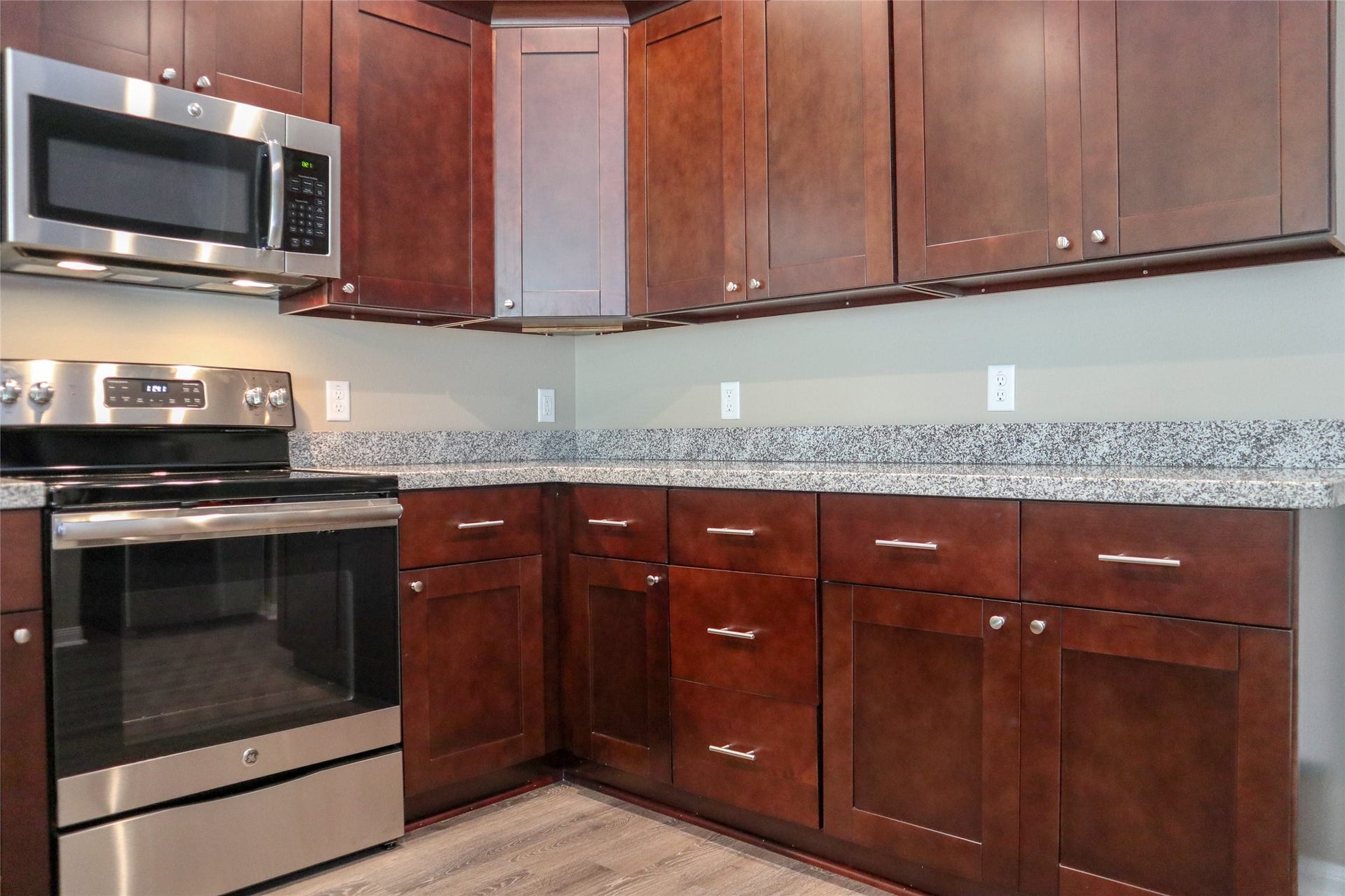 118 Artesian Way, New Caney, TX 77357 118 Artesian Way, New Caney, TX 77357