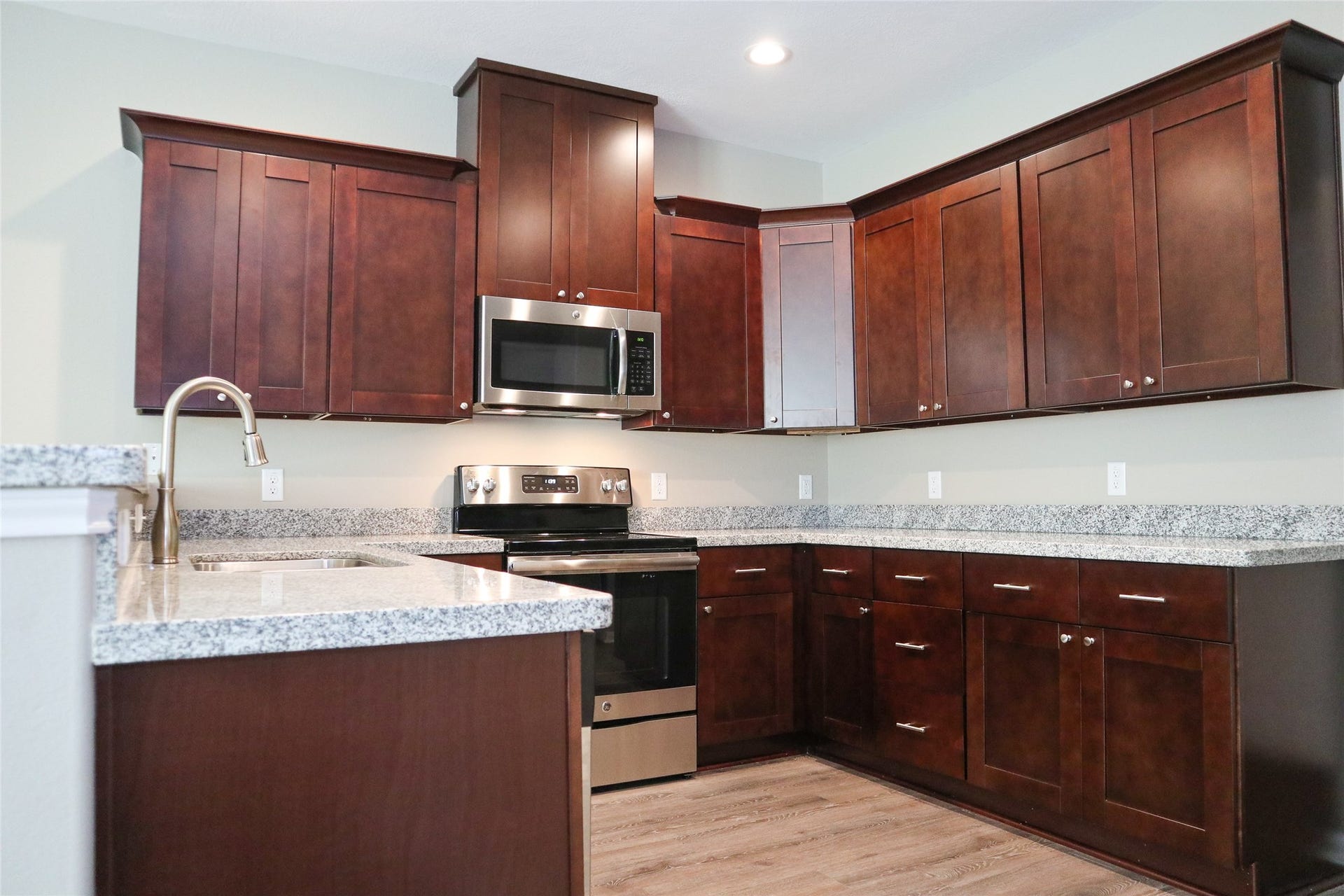 118 Artesian Way, New Caney, TX 77357 118 Artesian Way, New Caney, TX 77357