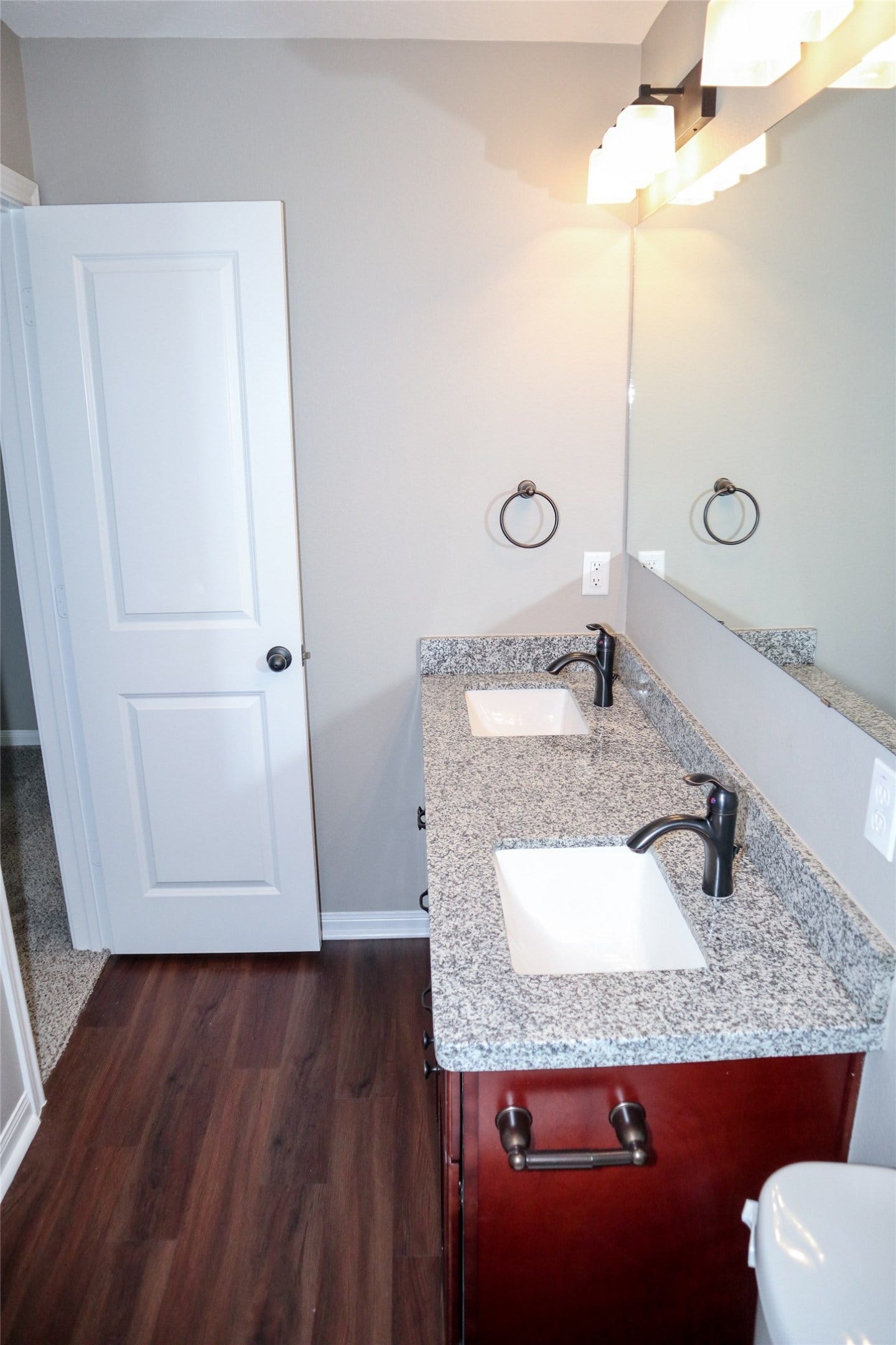 118 Artesian Way, New Caney, TX 77357 118 Artesian Way, New Caney, TX 77357