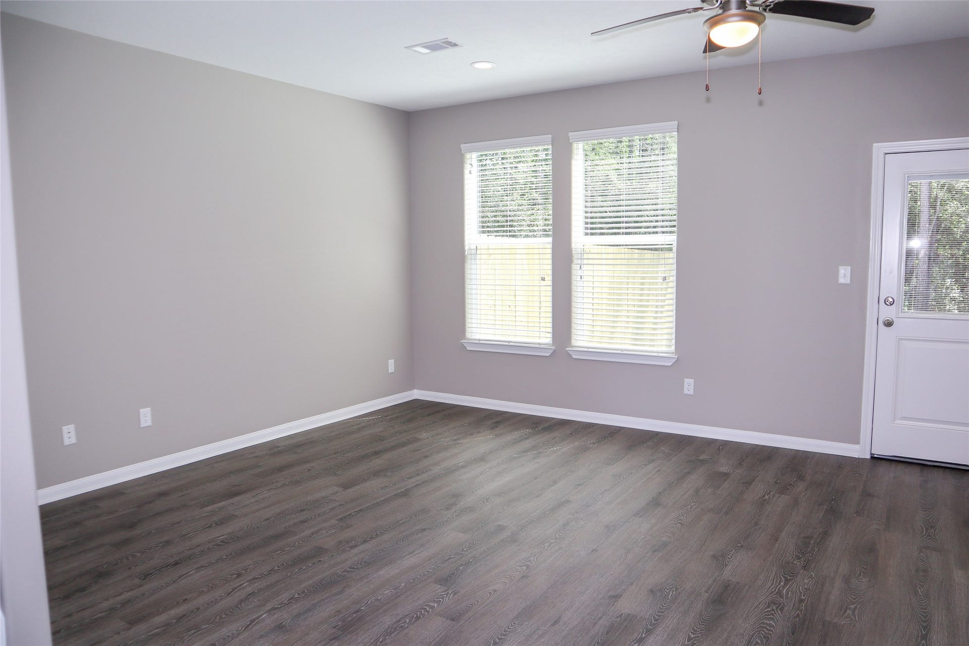 118 Artesian Way, New Caney, TX 77357 118 Artesian Way, New Caney, TX 77357
