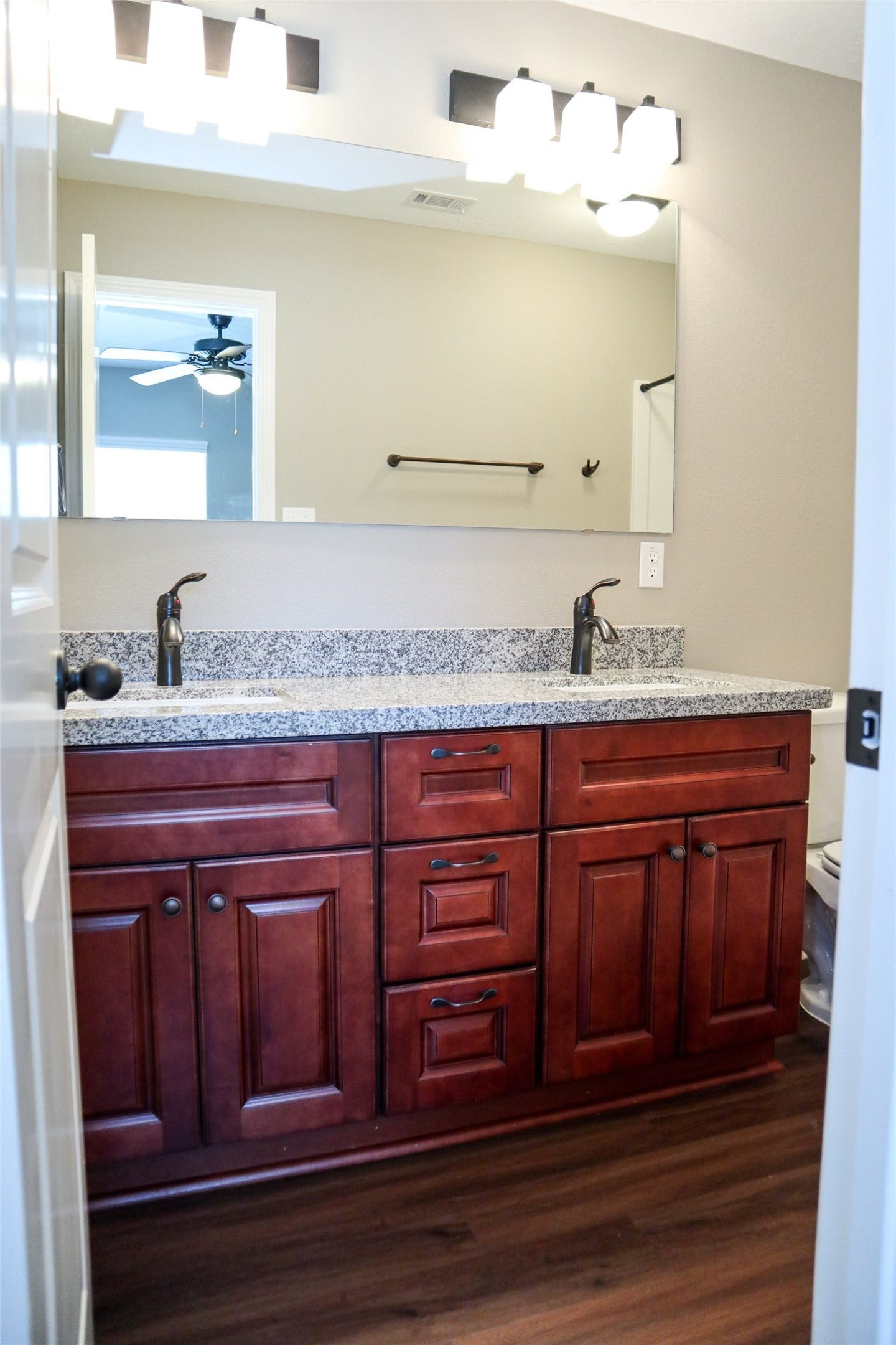 118 Artesian Way, New Caney, TX 77357 118 Artesian Way, New Caney, TX 77357