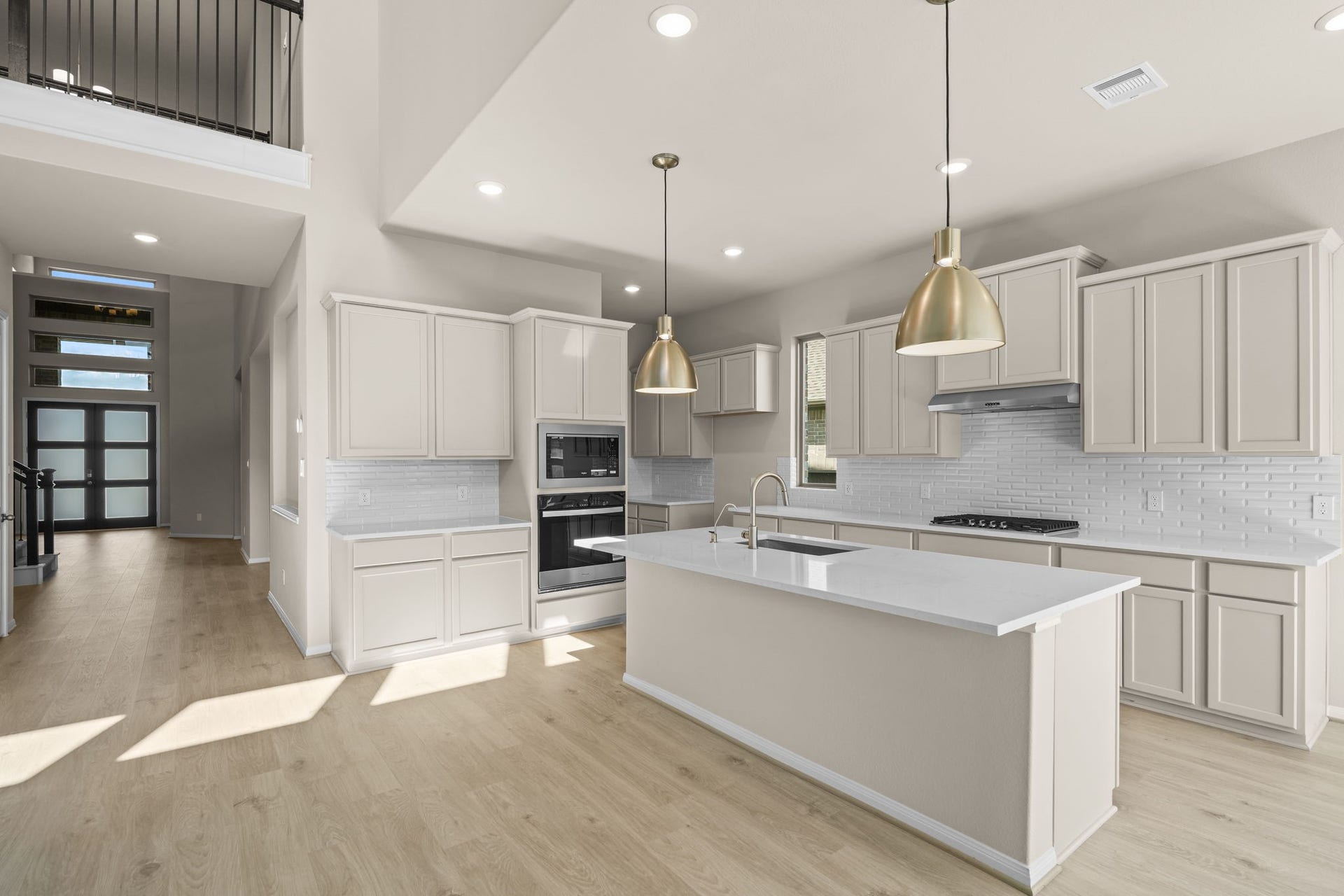 2322 Gleaming Pear Drive, Manvel, TX 77578