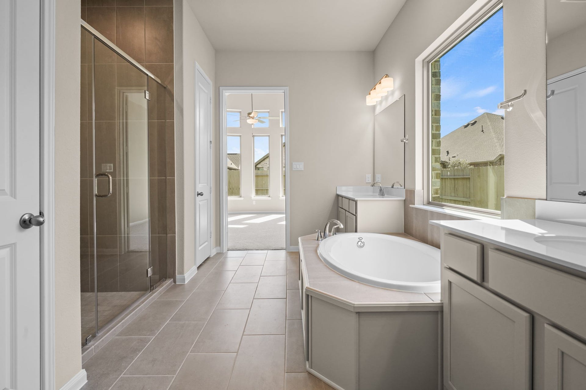 2322 Gleaming Pear Drive, Manvel, TX 77578