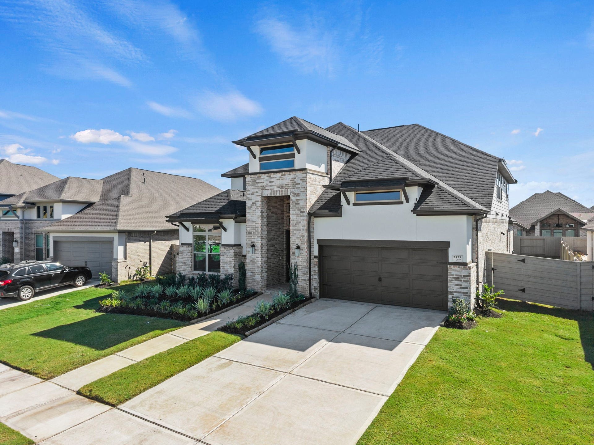2322 Gleaming Pear Drive, Manvel, TX 77578