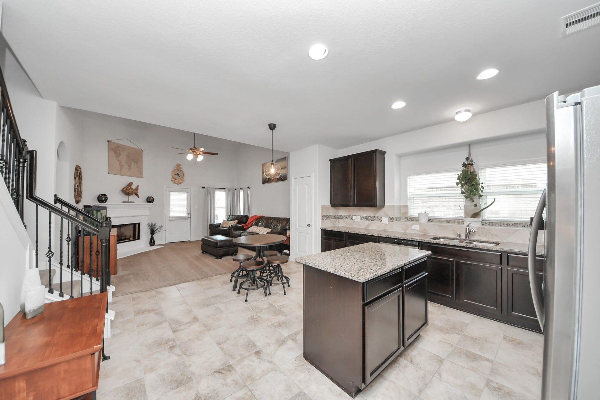 13715 Madera Bend Lane, Rosharon, TX 77583 13715 Madera Bend Lane, Rosharon, TX 77583