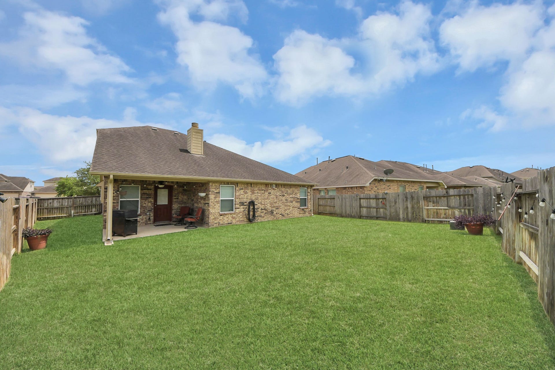13715 Madera Bend Lane, Rosharon, TX 77583 13715 Madera Bend Lane, Rosharon, TX 77583