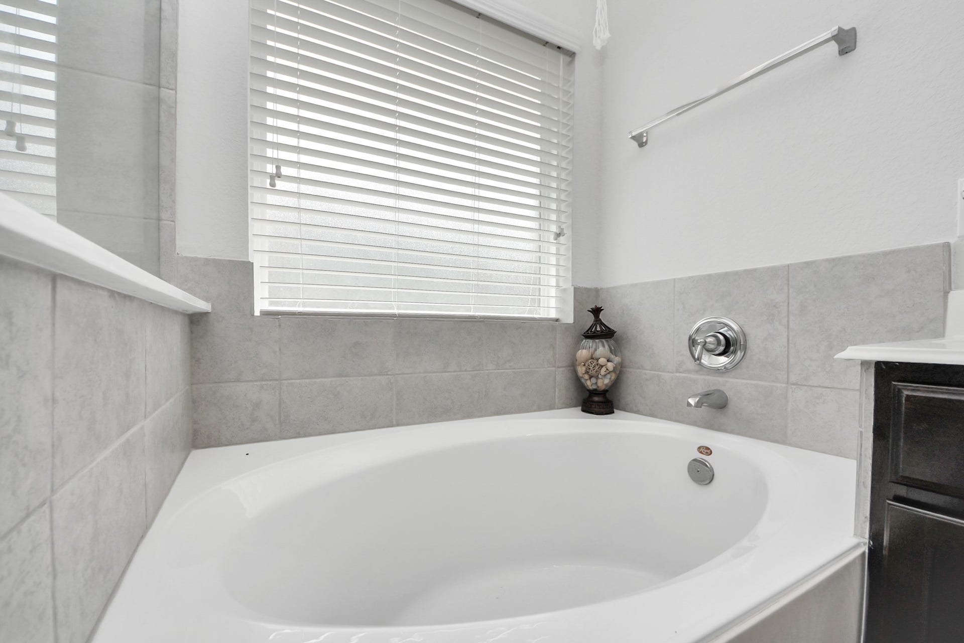 13715 Madera Bend Lane, Rosharon, TX 77583 13715 Madera Bend Lane, Rosharon, TX 77583
